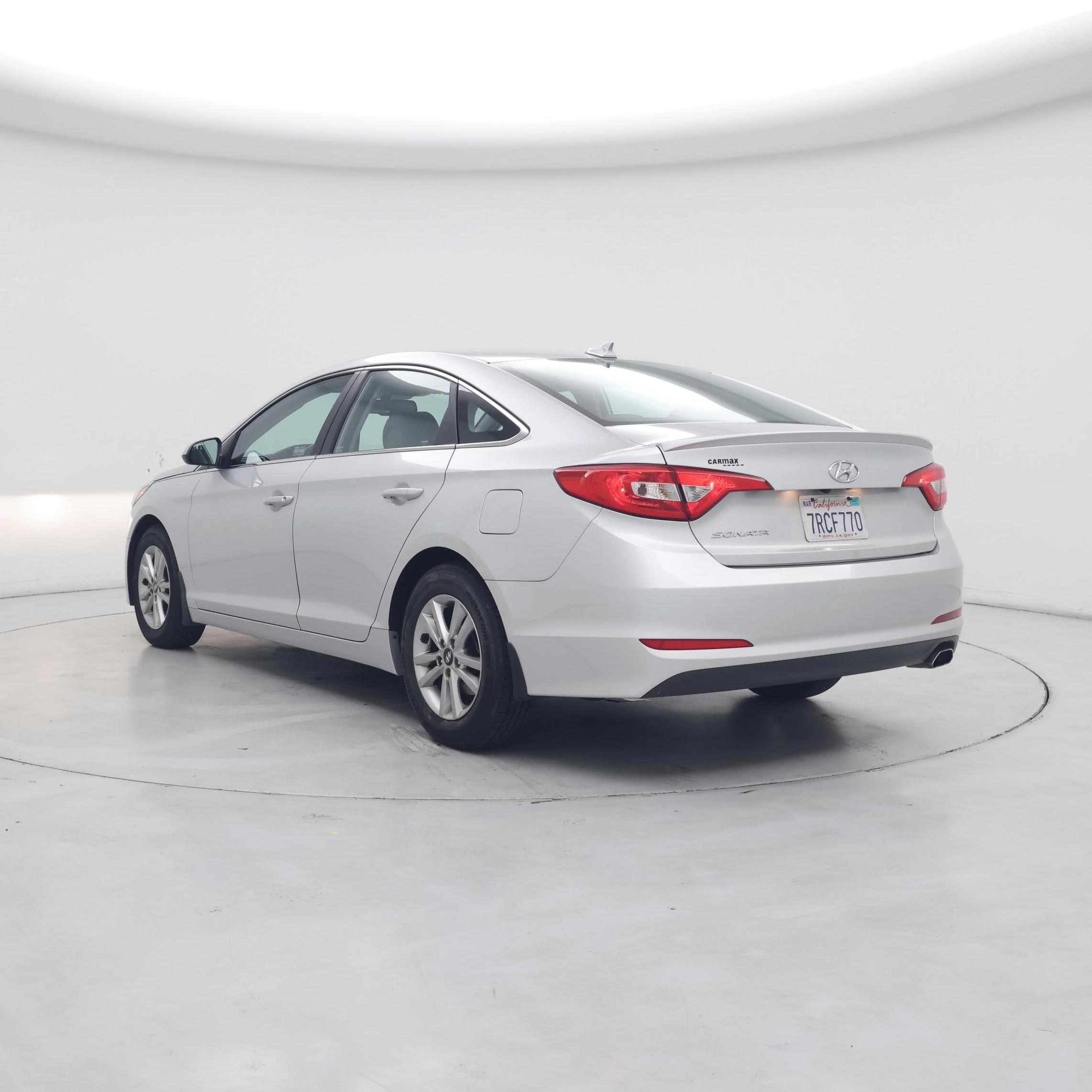 Thumbnail: 2016 Hyundai Sonata - 2