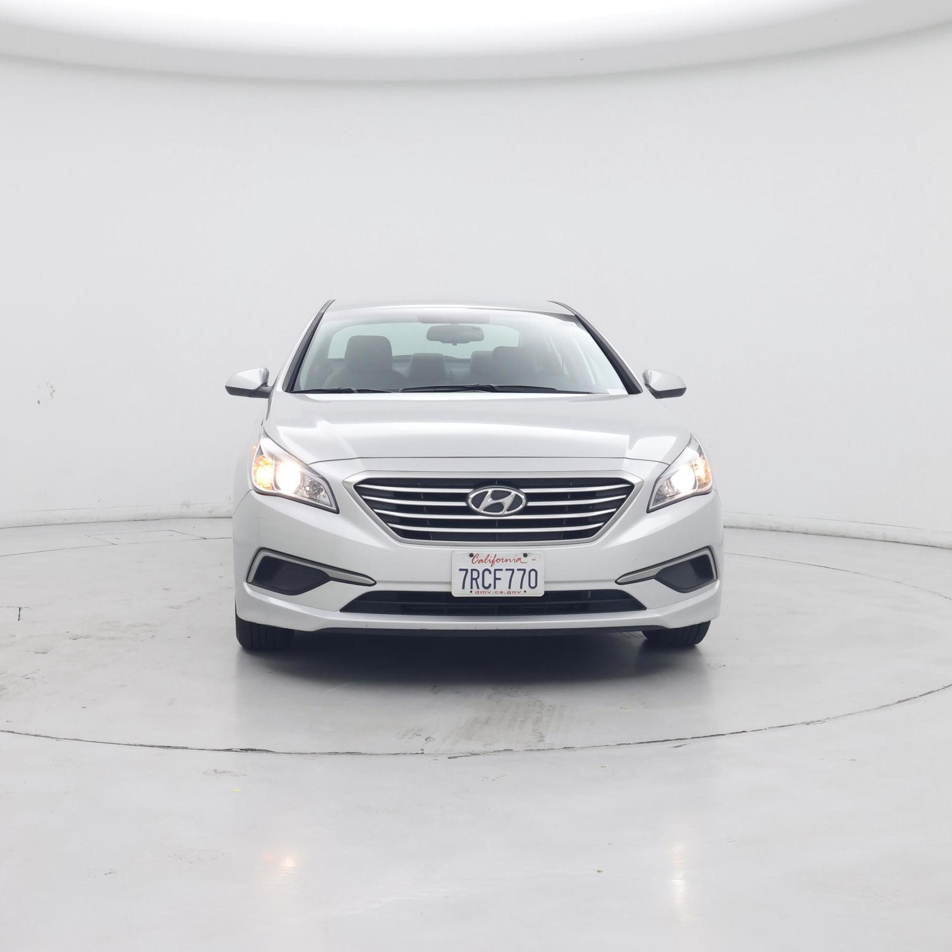 Thumbnail: 2016 Hyundai Sonata - 5