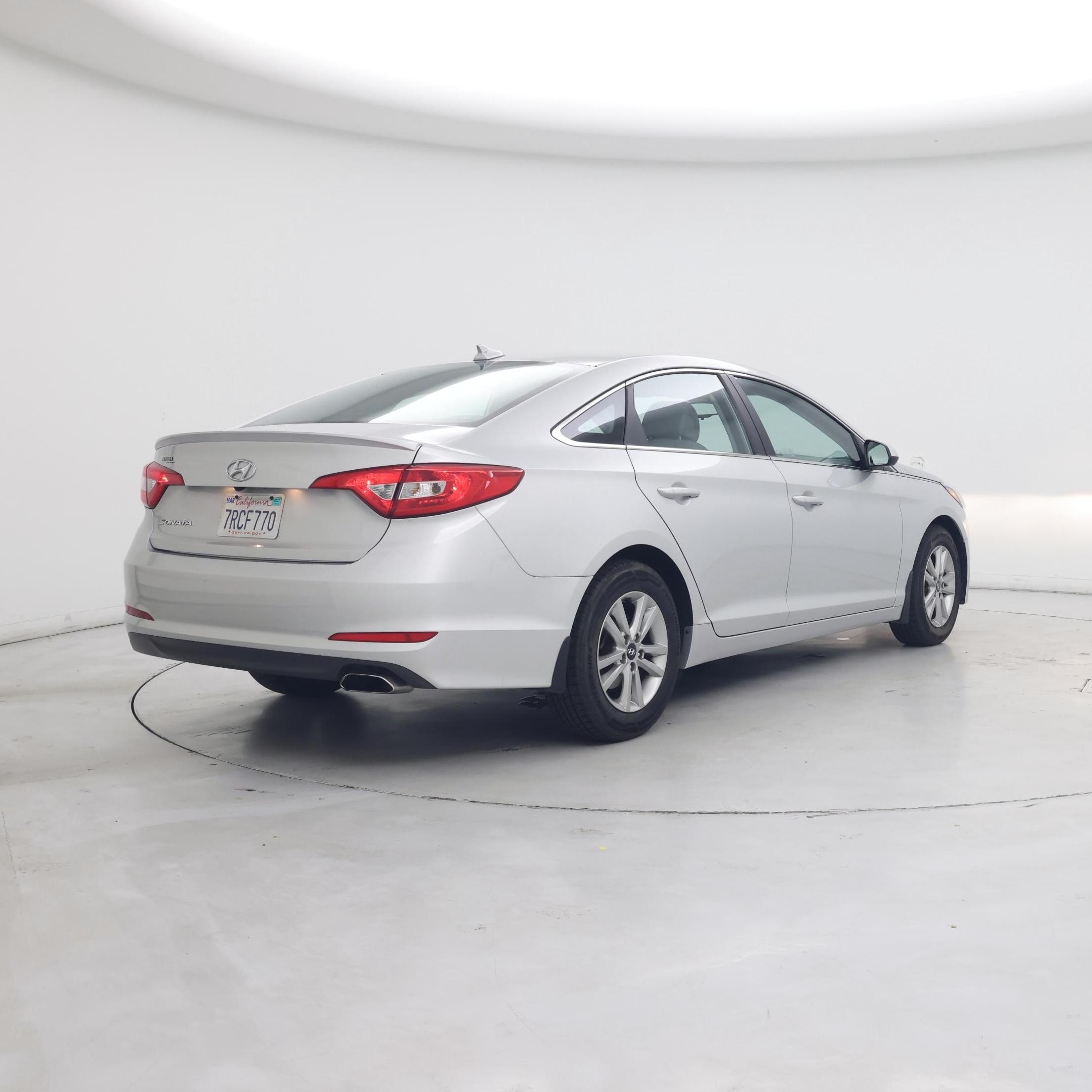 Thumbnail: 2016 Hyundai Sonata - 8