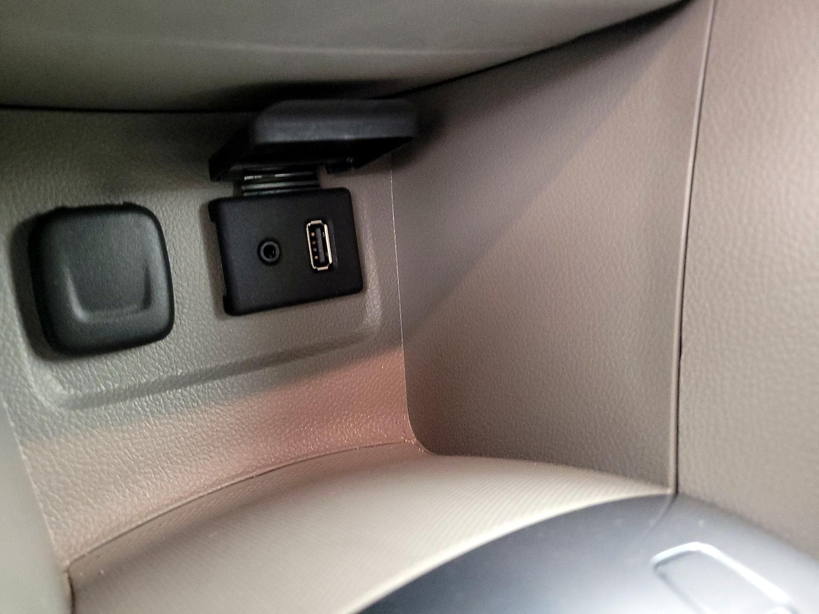 2015 Buick Encore Convenience - Photo 19