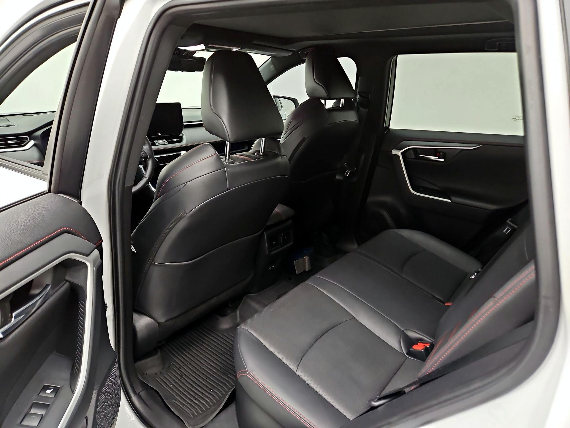 Thumbnail: 2024 Toyota RAV4 - 20