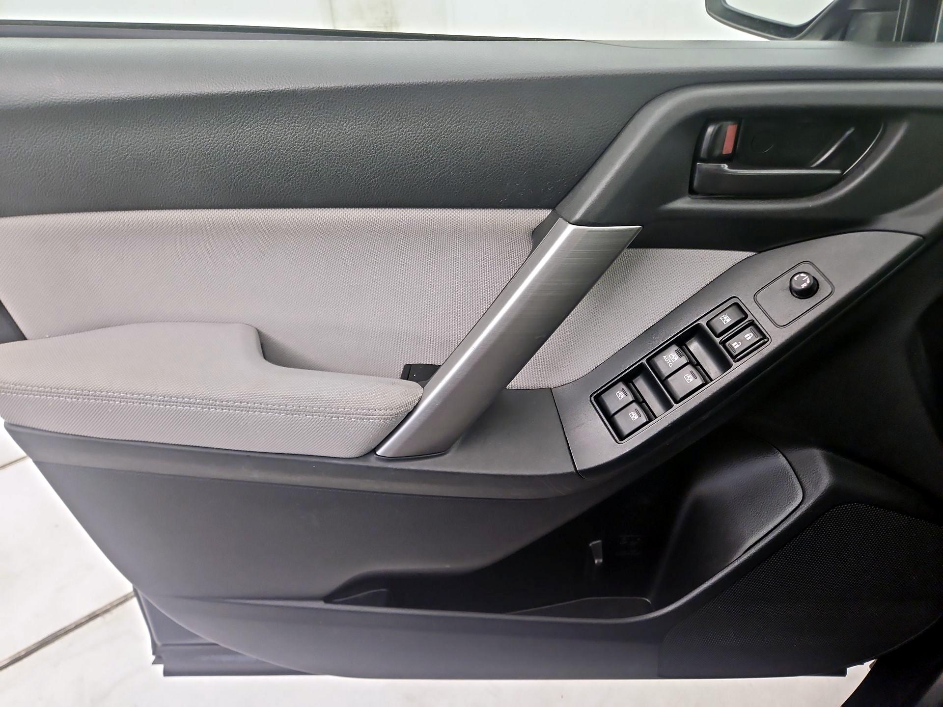 Thumbnail: 2014 Subaru Forester - 12