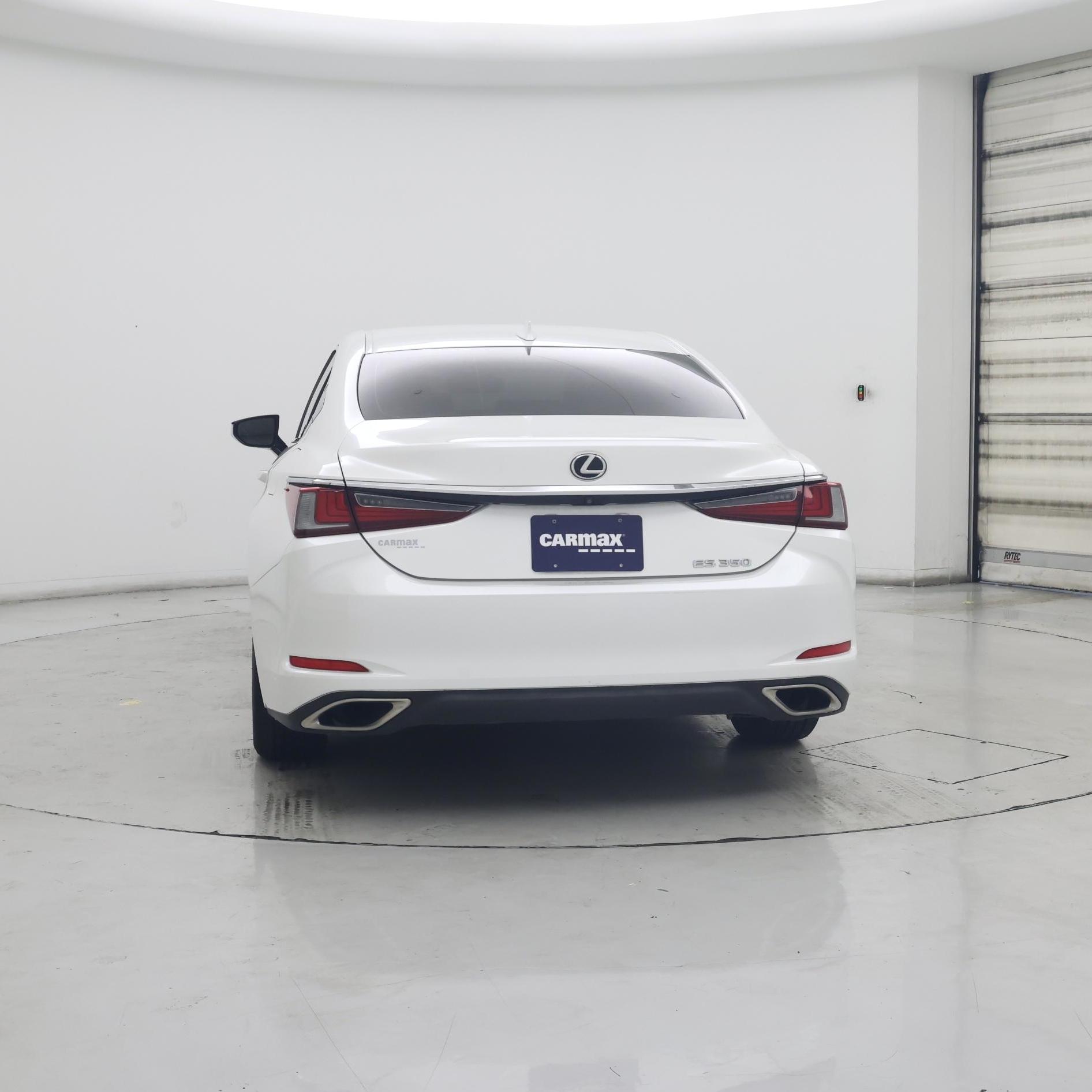 Thumbnail: 2019 Lexus ES - 6
