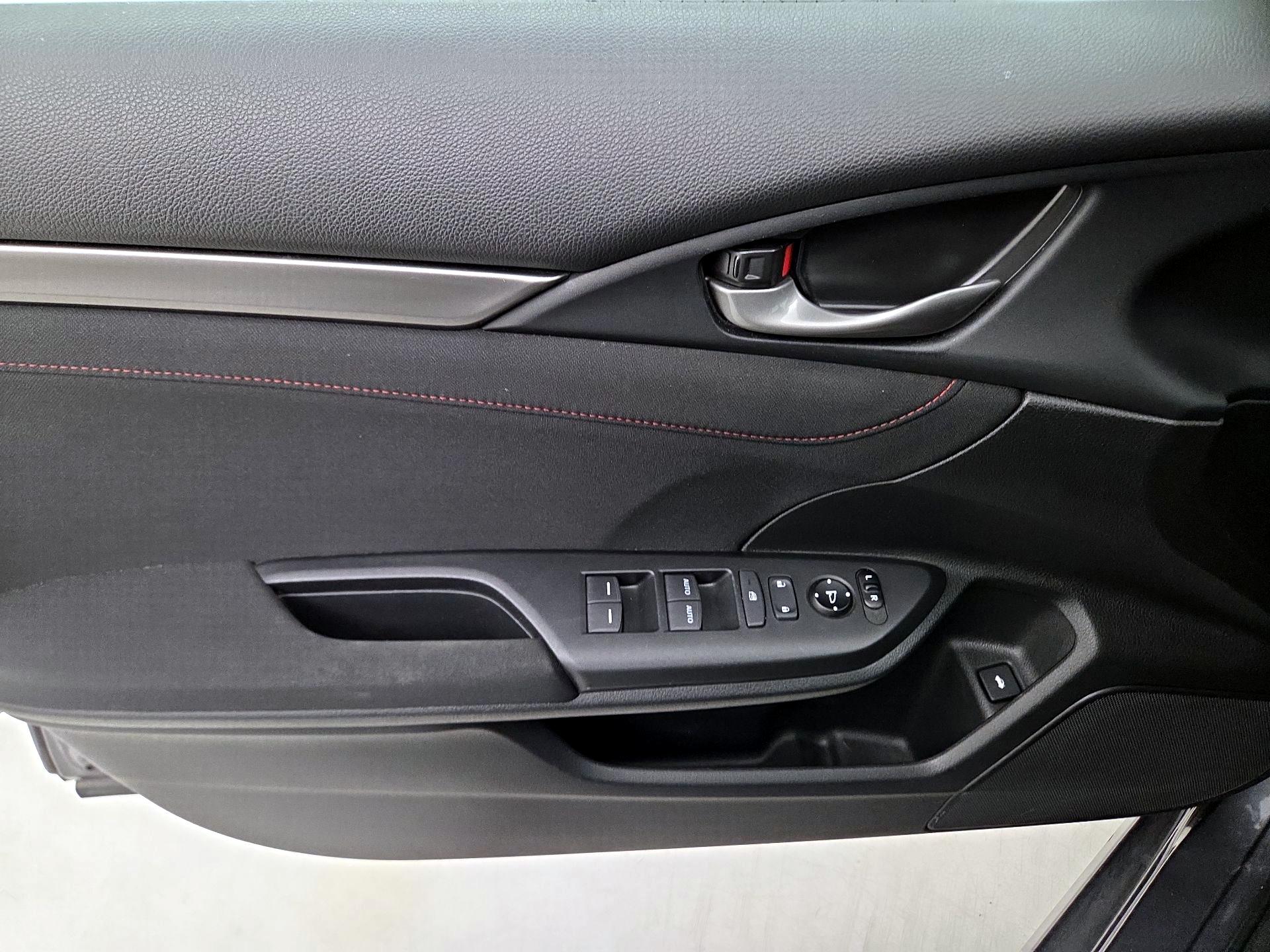 Thumbnail: 2020 Honda Civic - 12