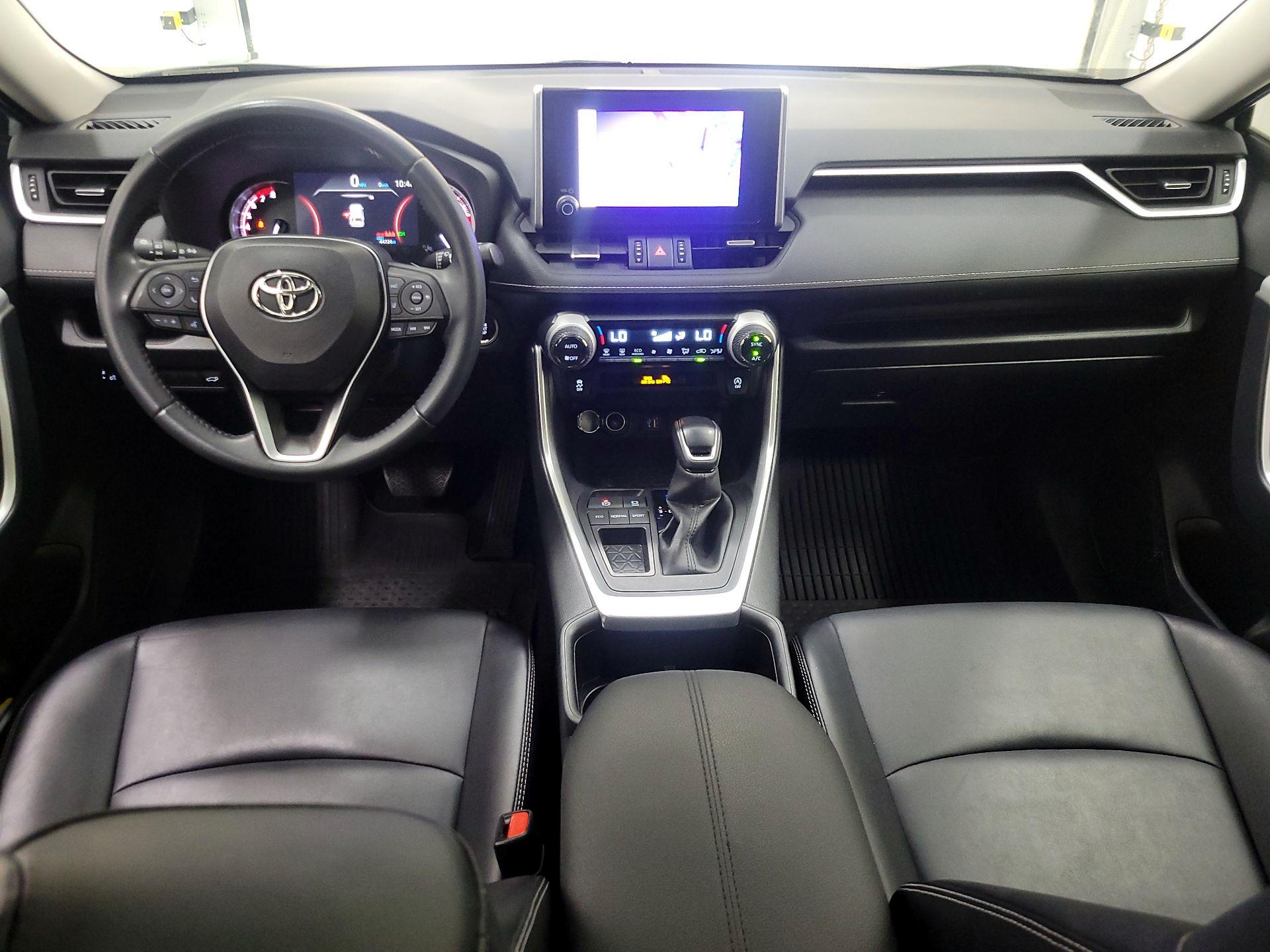 Thumbnail: 2023 Toyota RAV4 - 9
