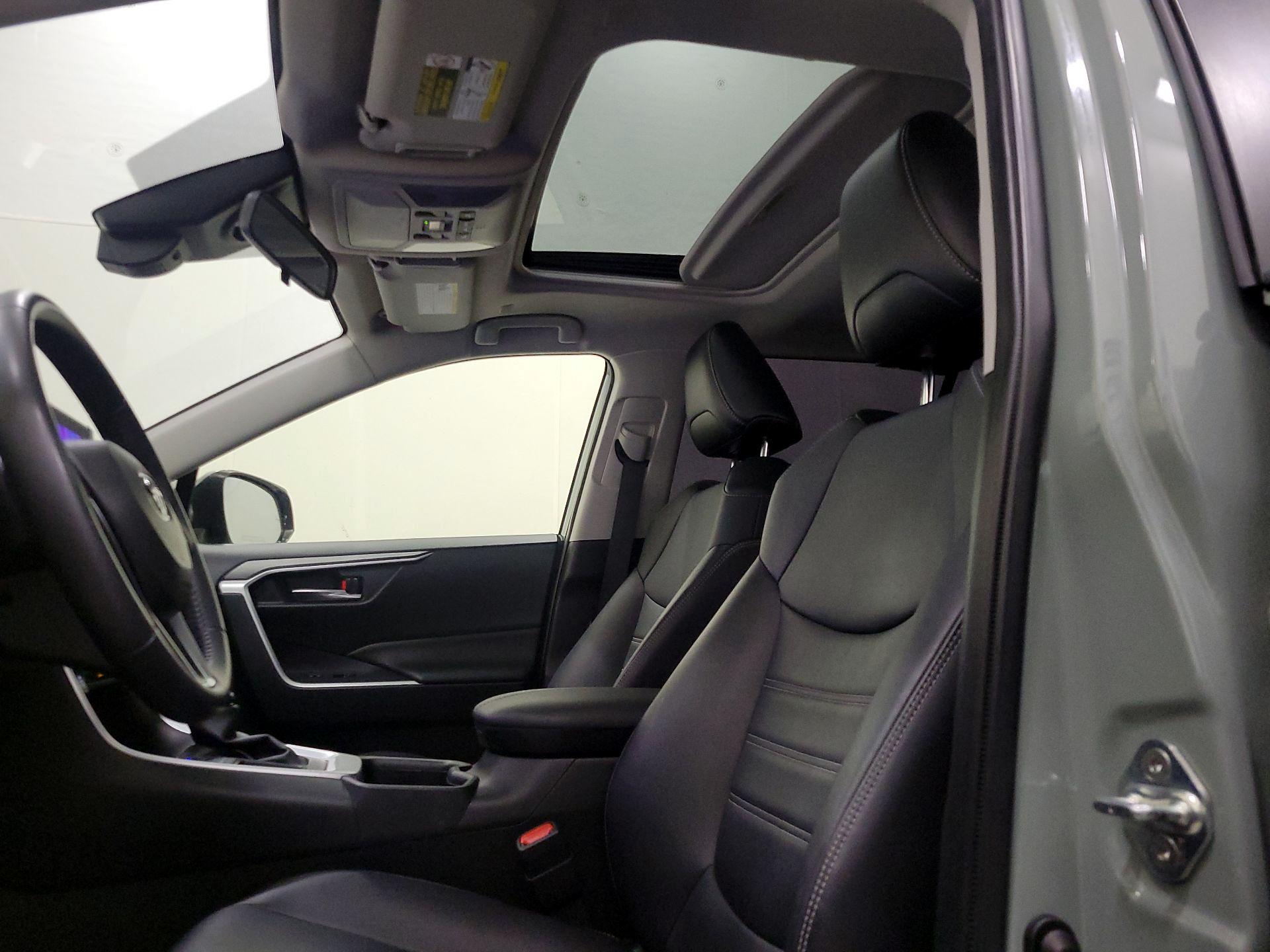 Thumbnail: 2023 Toyota RAV4 - 19