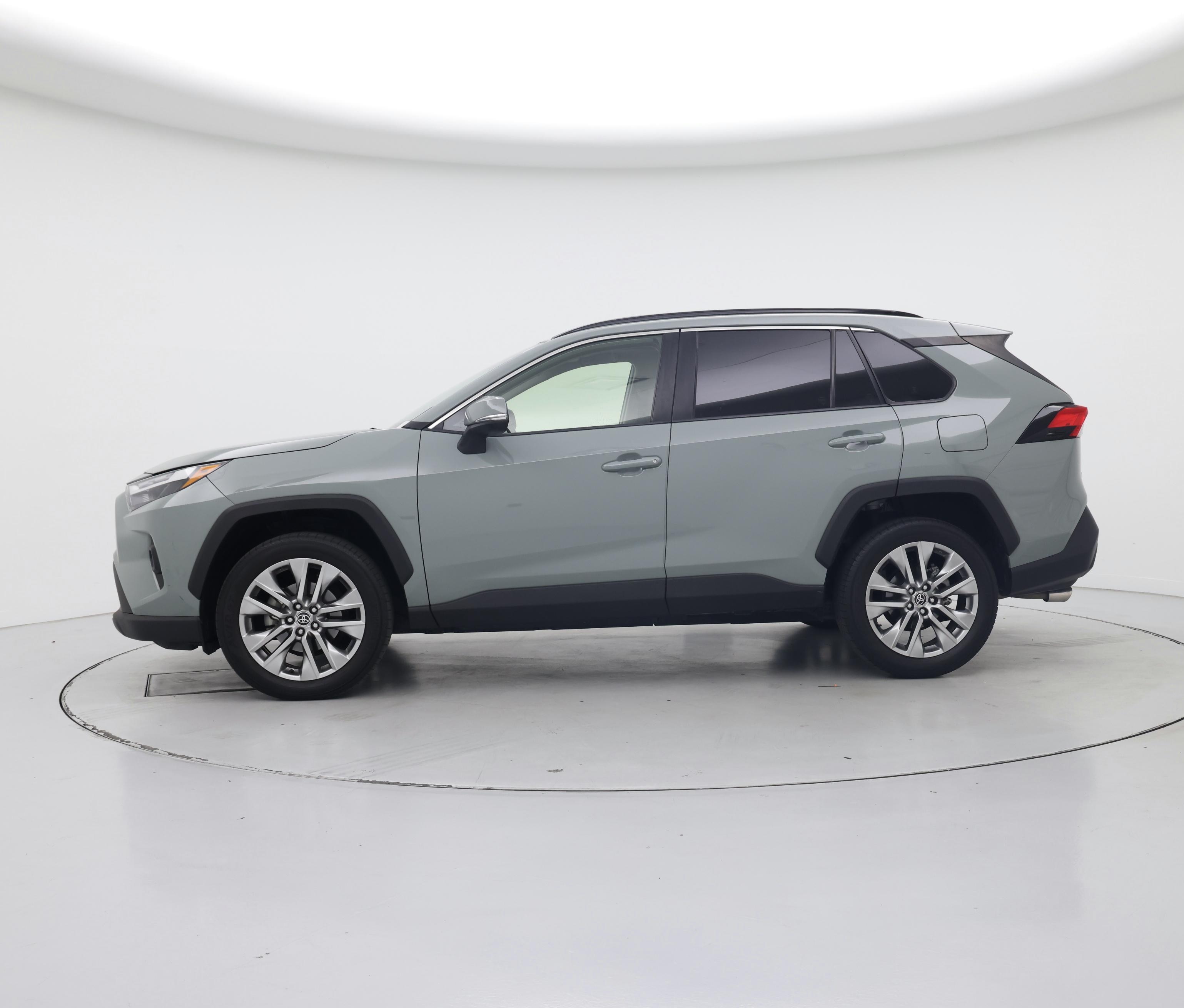 Thumbnail: 2023 Toyota RAV4 - 3