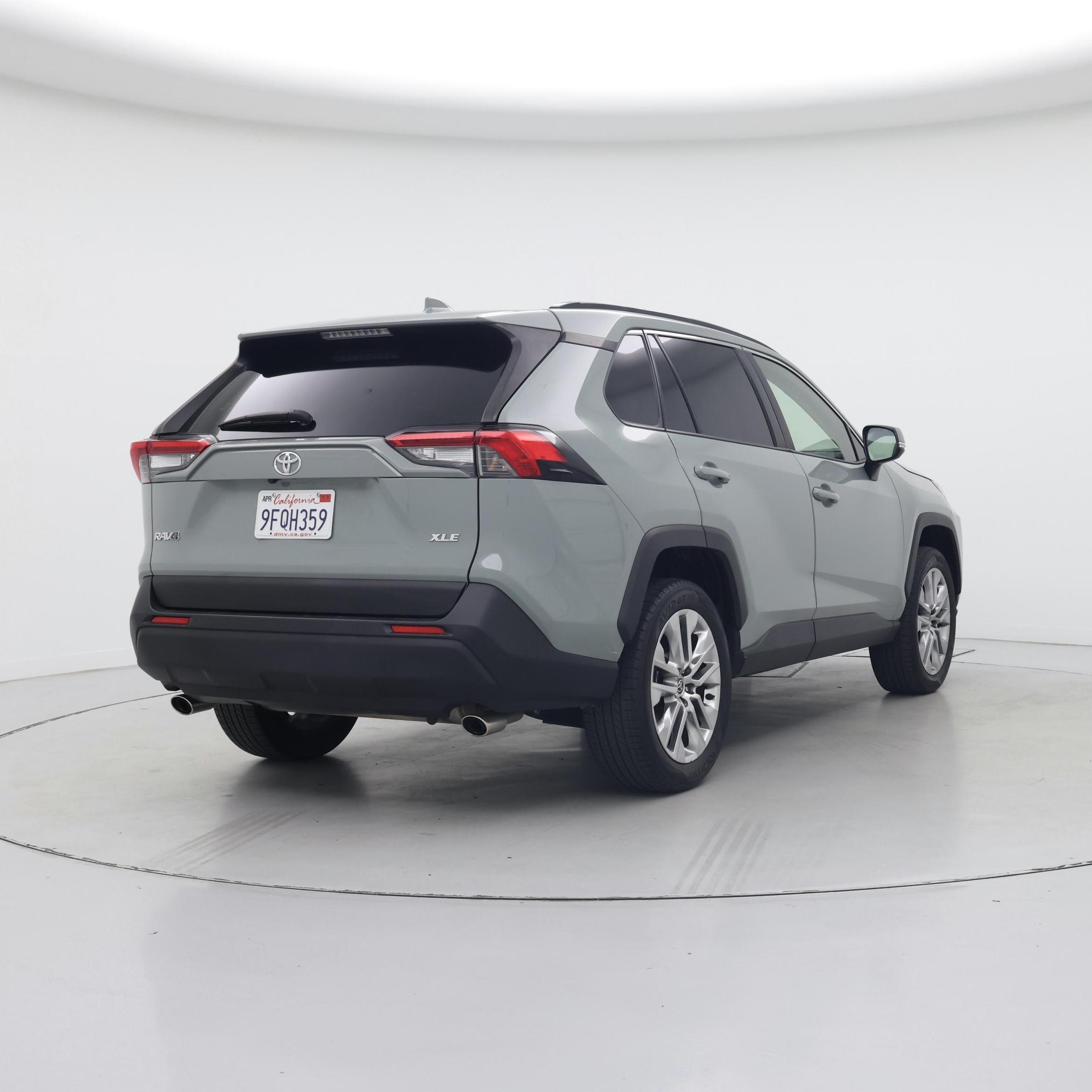 Thumbnail: 2023 Toyota RAV4 - 8