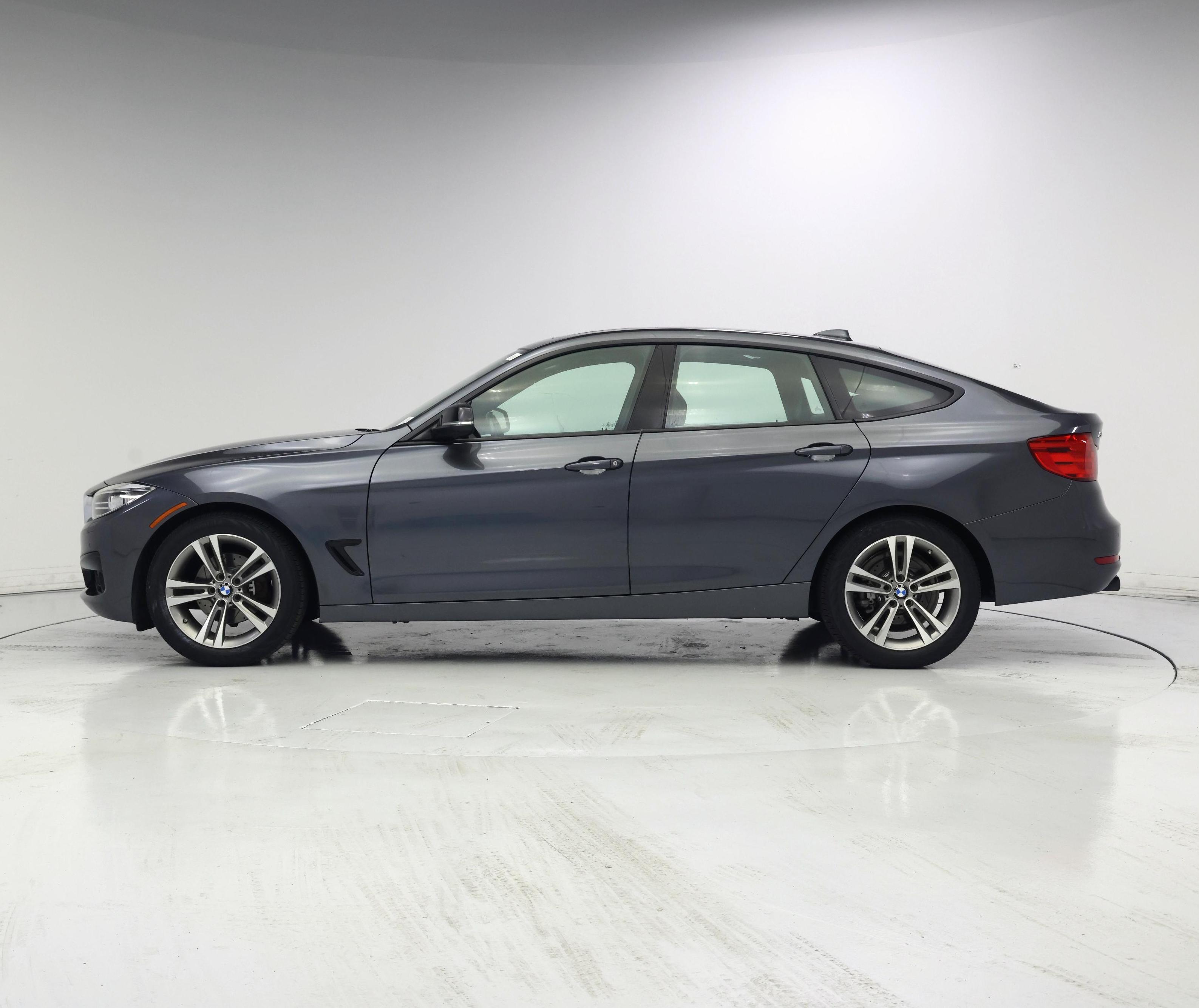 Thumbnail: 2015 BMW 3 Series - 3