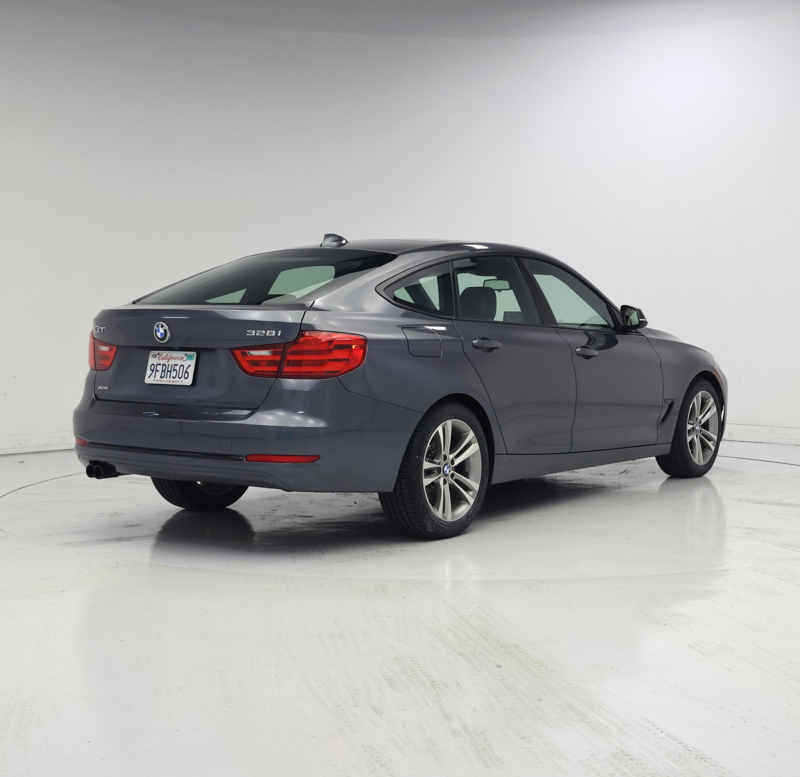 Thumbnail: 2015 BMW 3 Series - 8