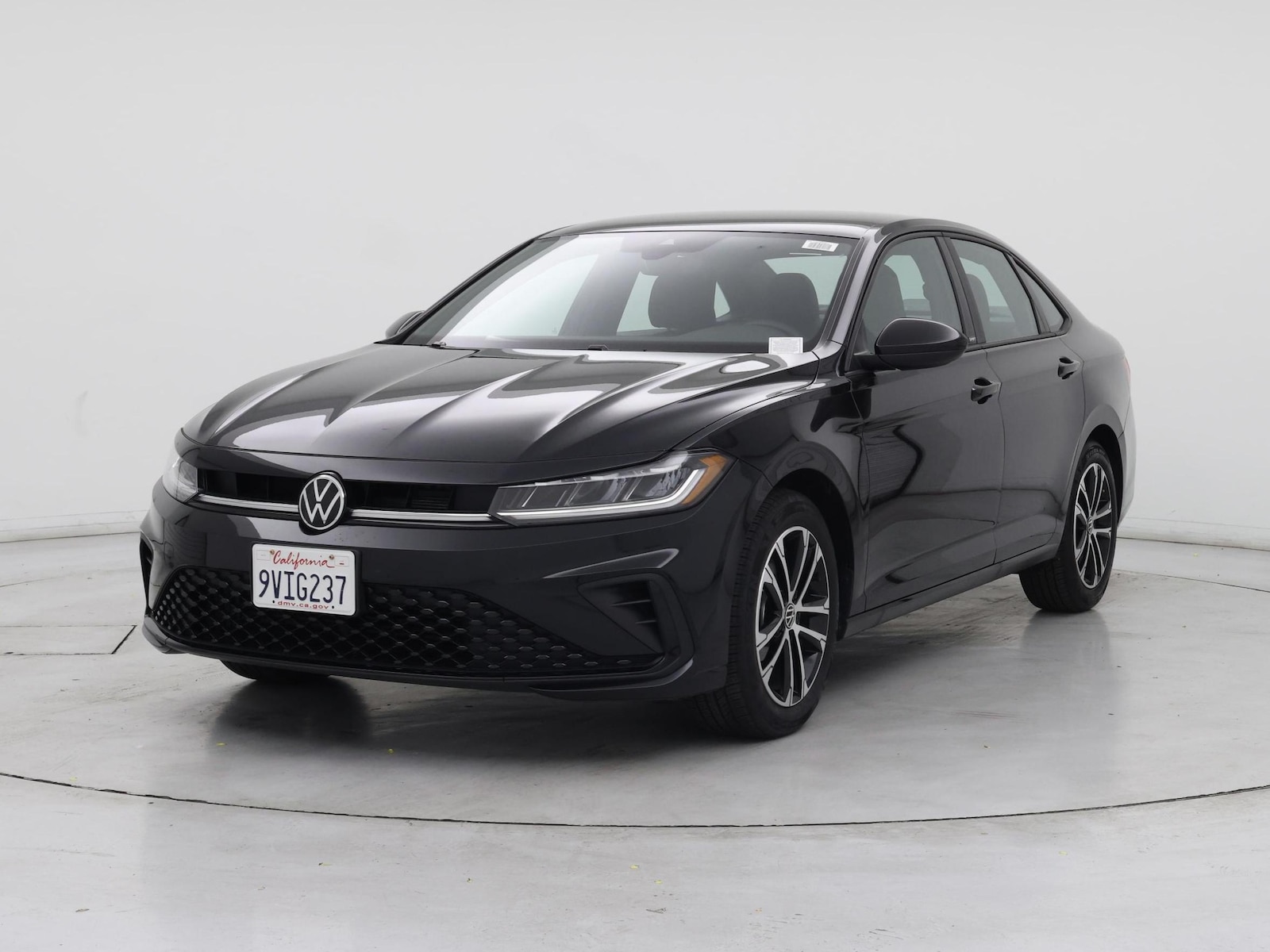 2025 Volkswagen Jetta Sport - Photo 5