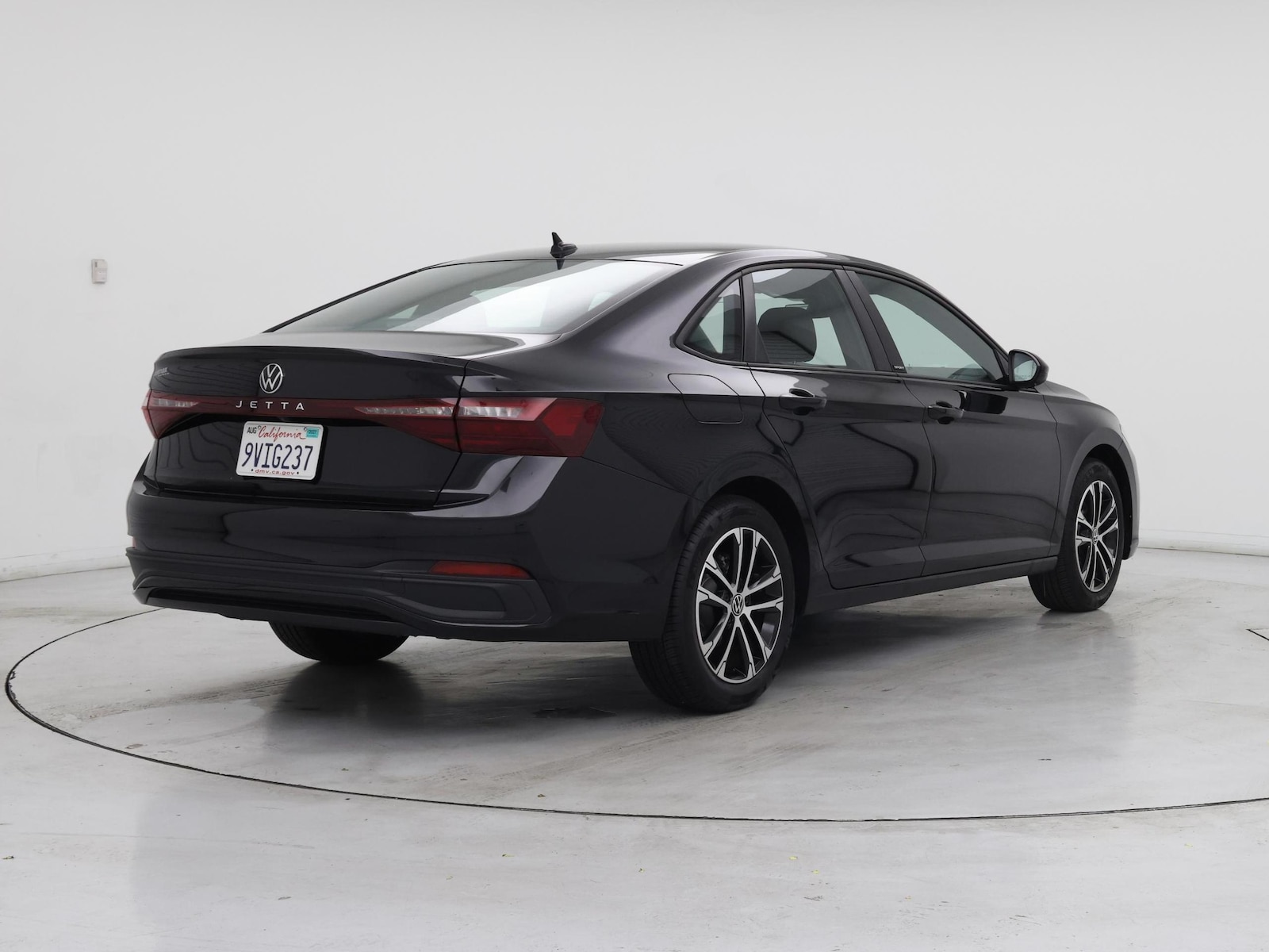 2025 Volkswagen Jetta Sport - Photo 9
