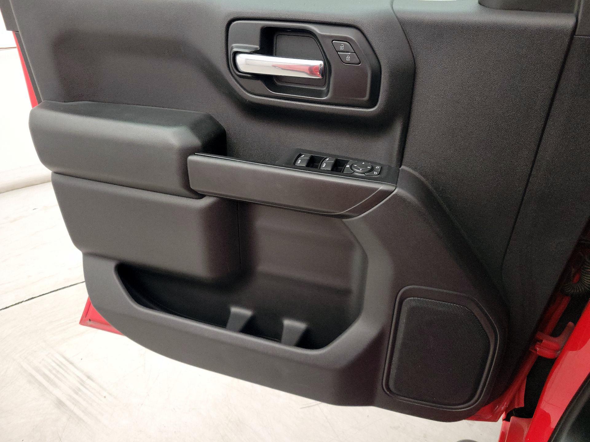 Thumbnail: 2020 Chevrolet Silverado 1500 - 12