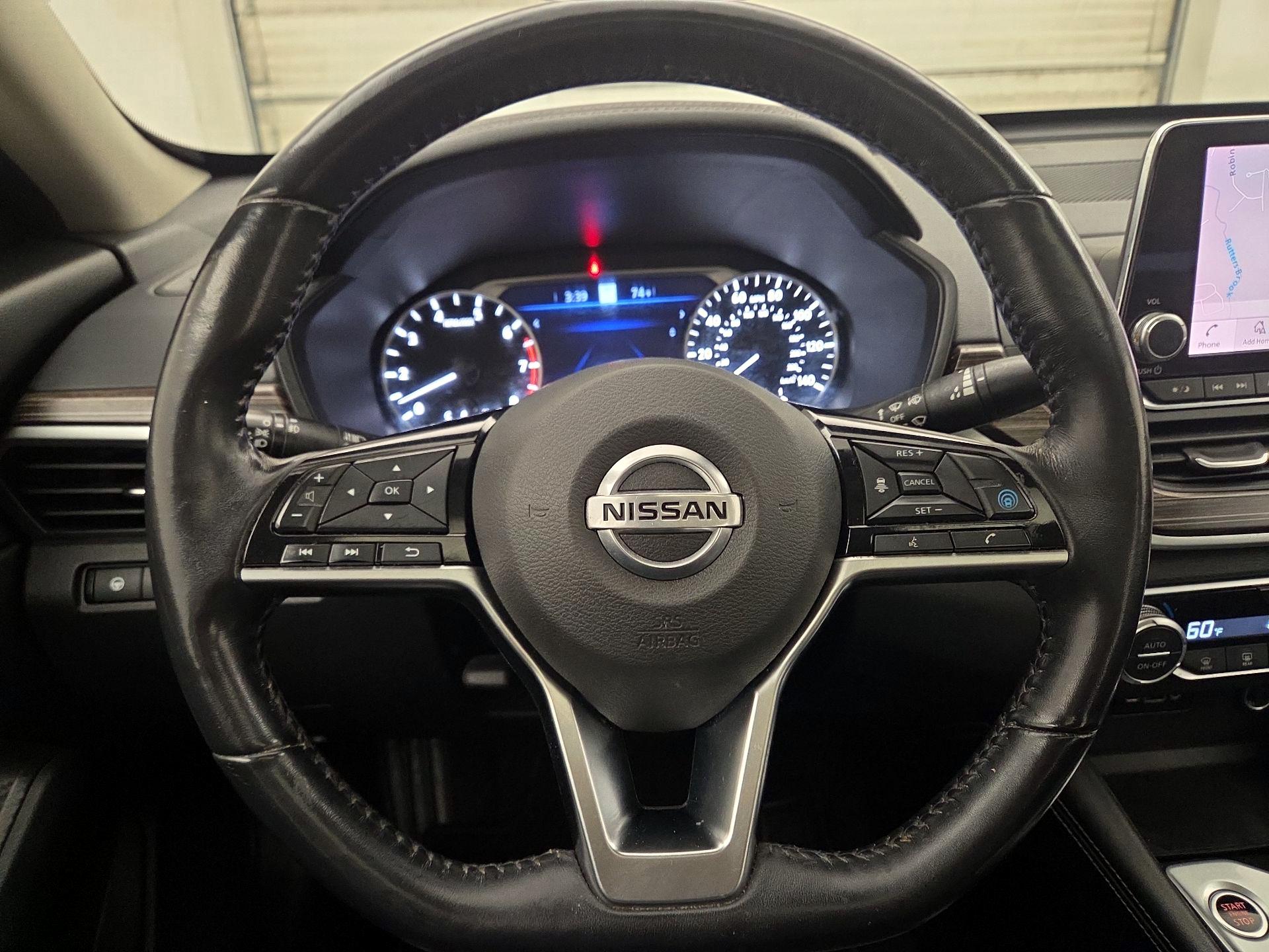 Thumbnail: 2019 Nissan Altima - 10