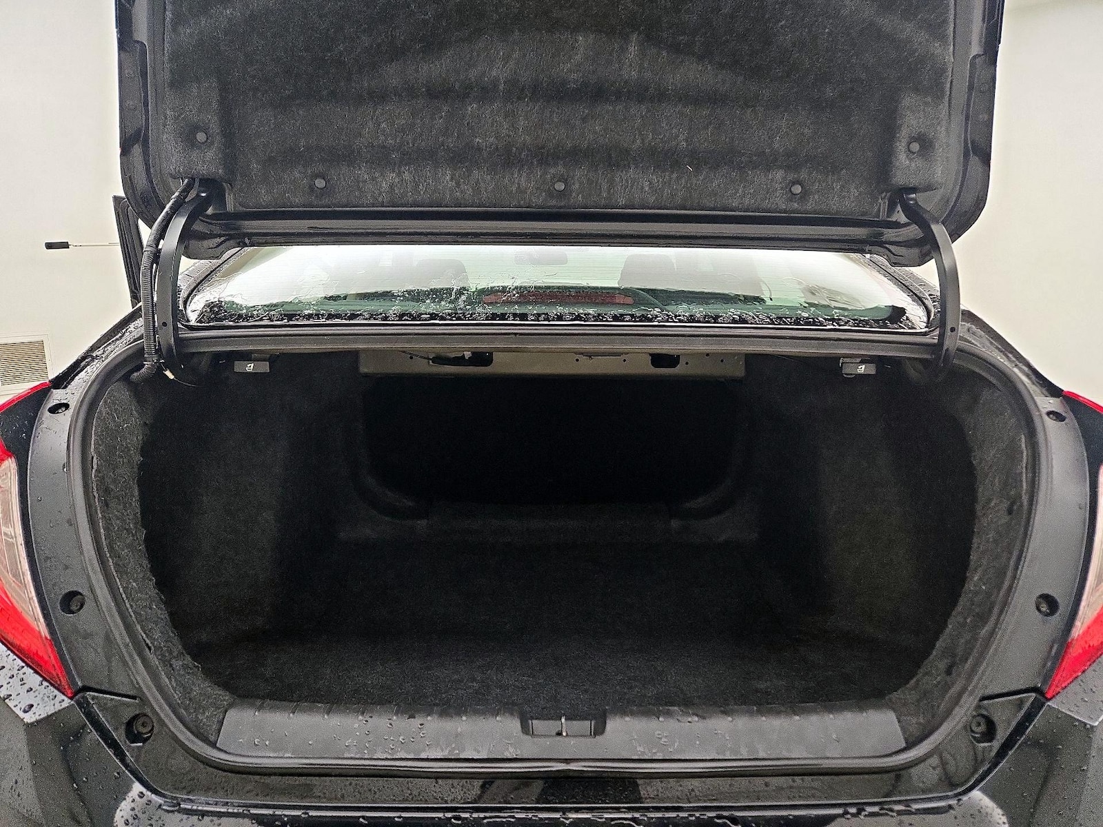 2019 Honda Civic EX - Photo 22