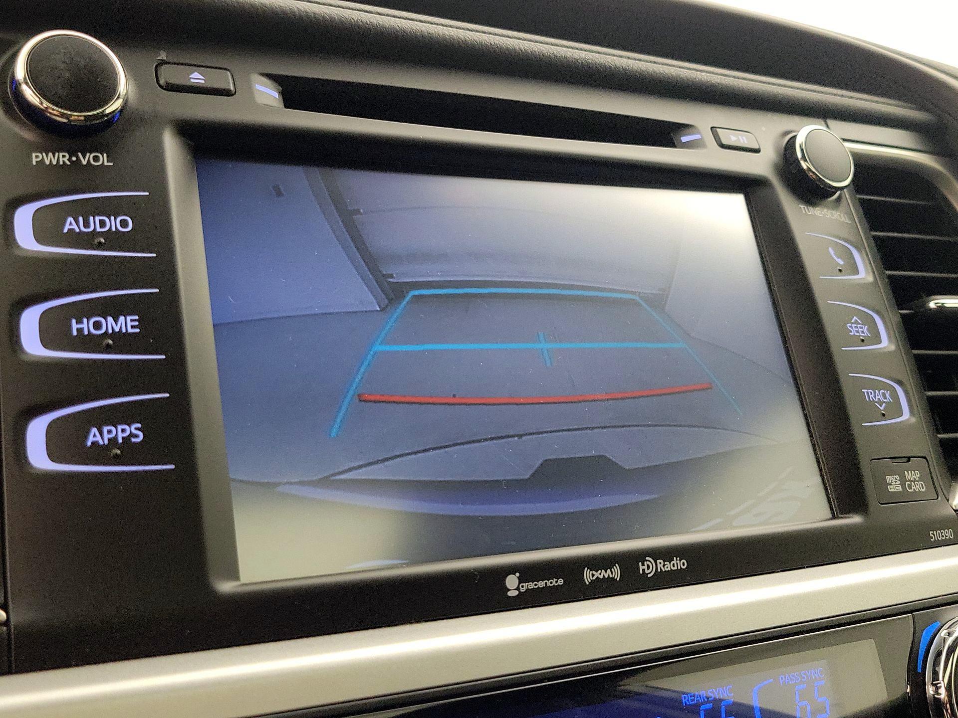 Thumbnail: 2019 Toyota Highlander - 15