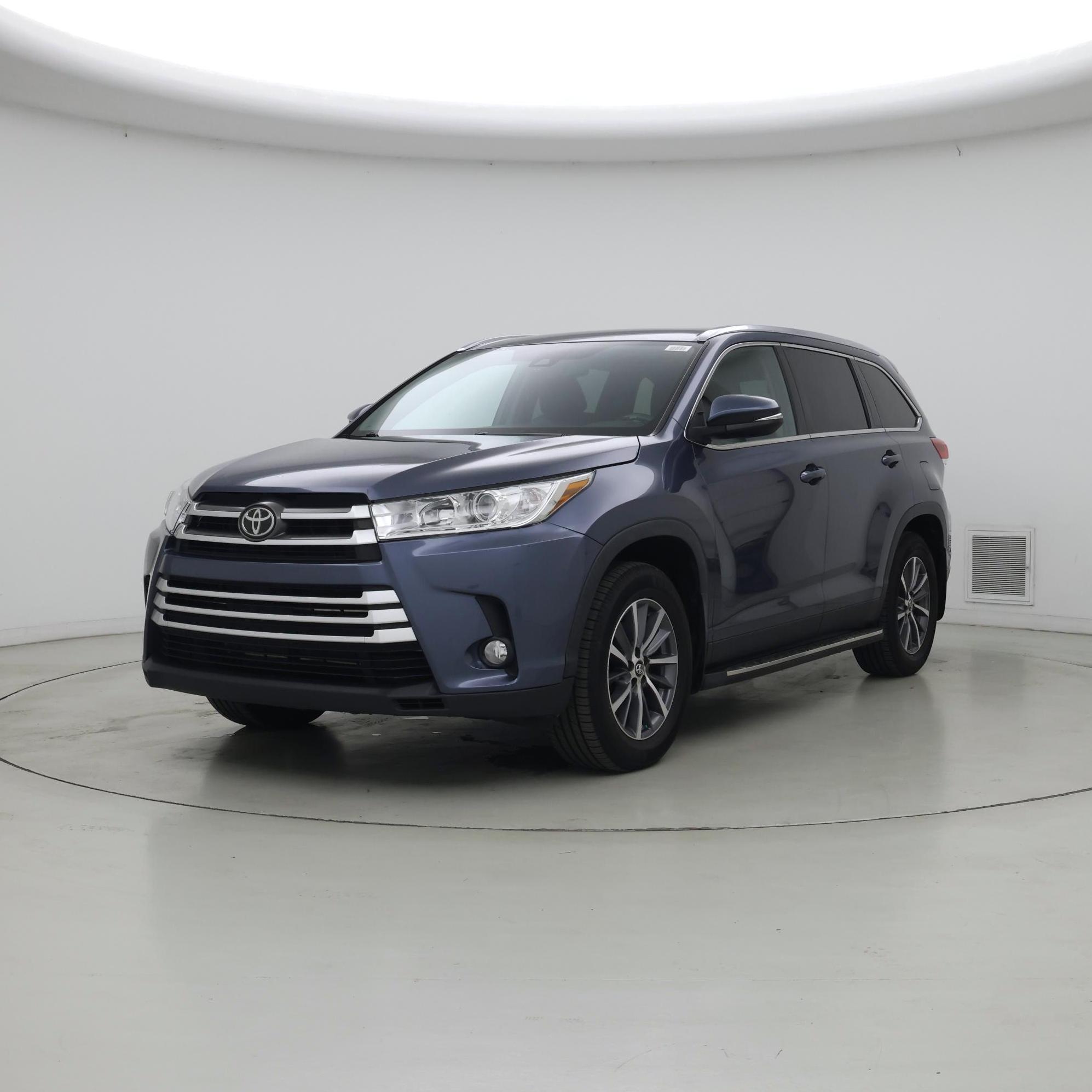 Thumbnail: 2019 Toyota Highlander - 4