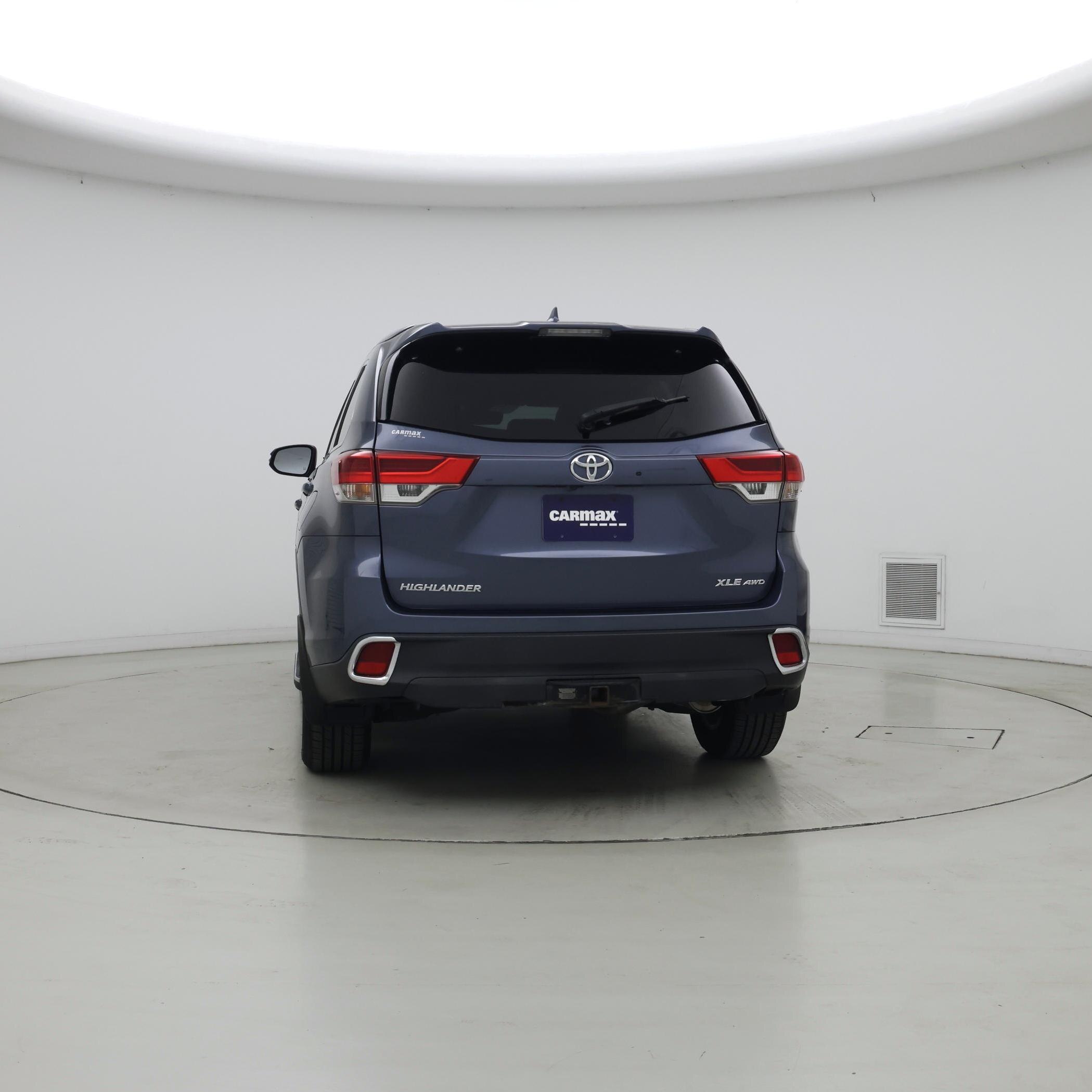 Thumbnail: 2019 Toyota Highlander - 6