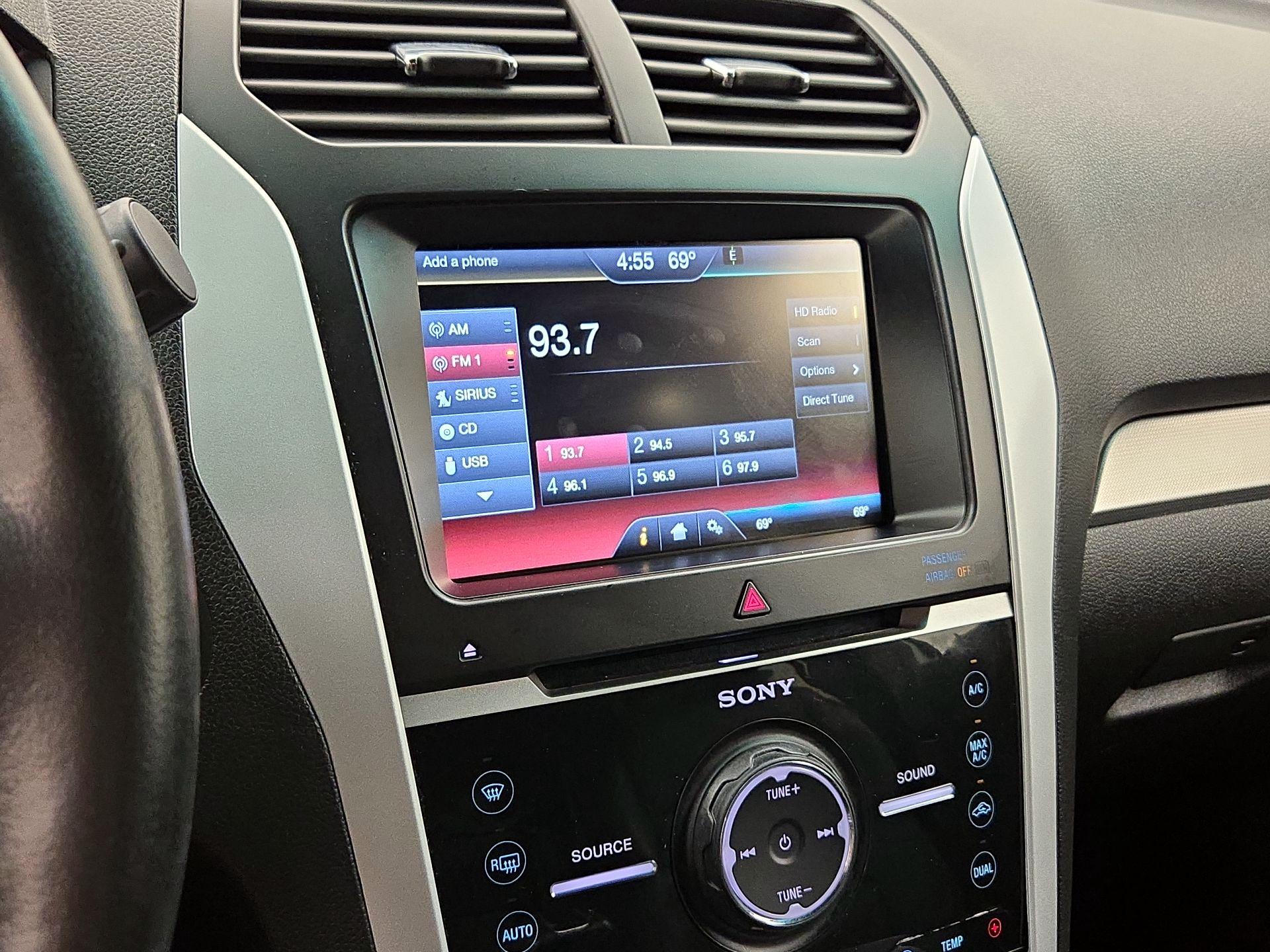Thumbnail: 2014 Ford Explorer - 16