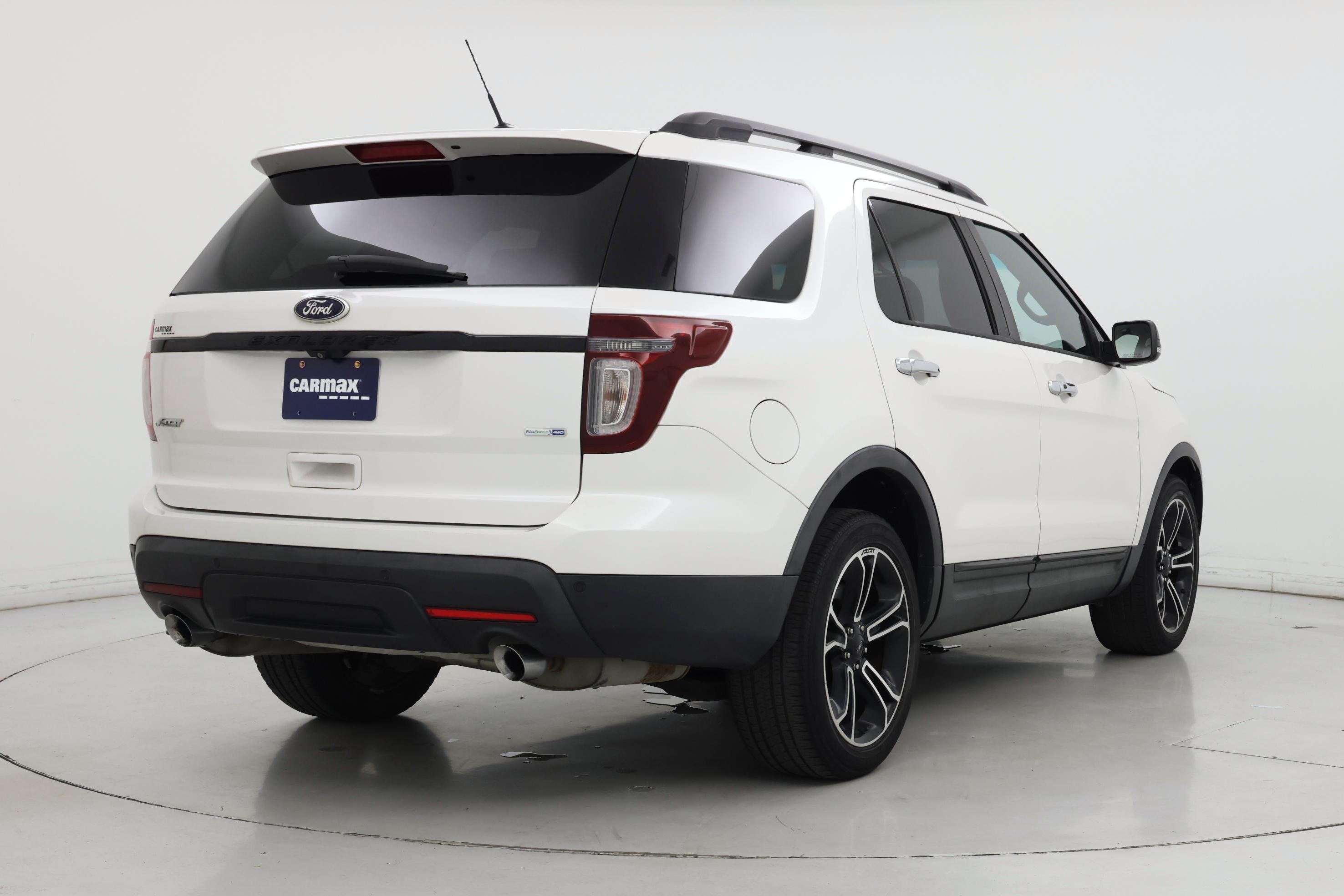 Thumbnail: 2014 Ford Explorer - 8