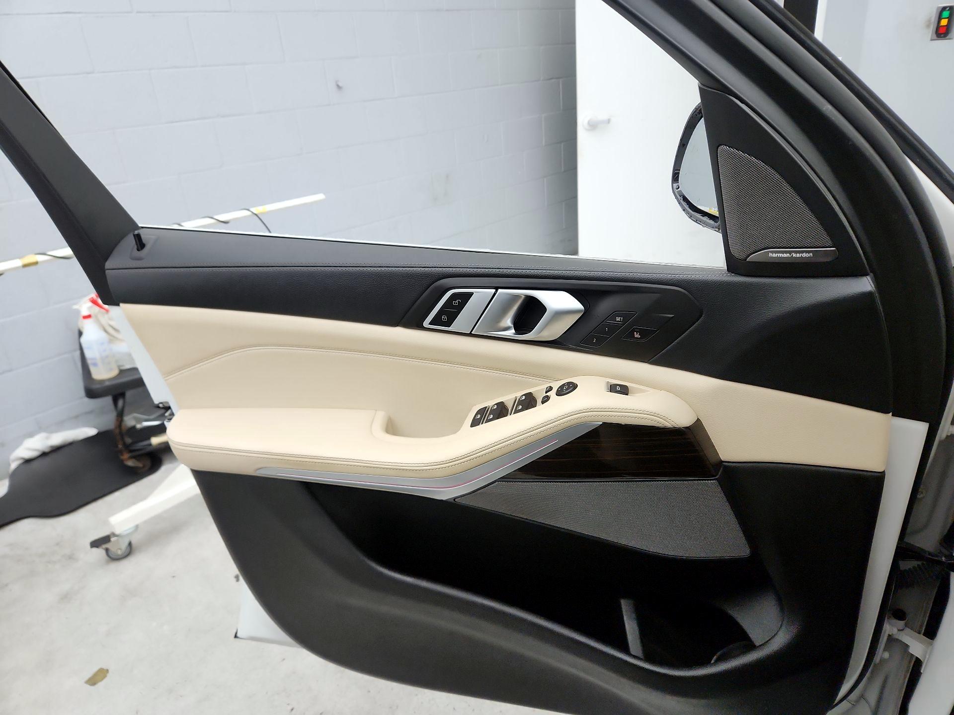Thumbnail: 2021 BMW X5 - 12