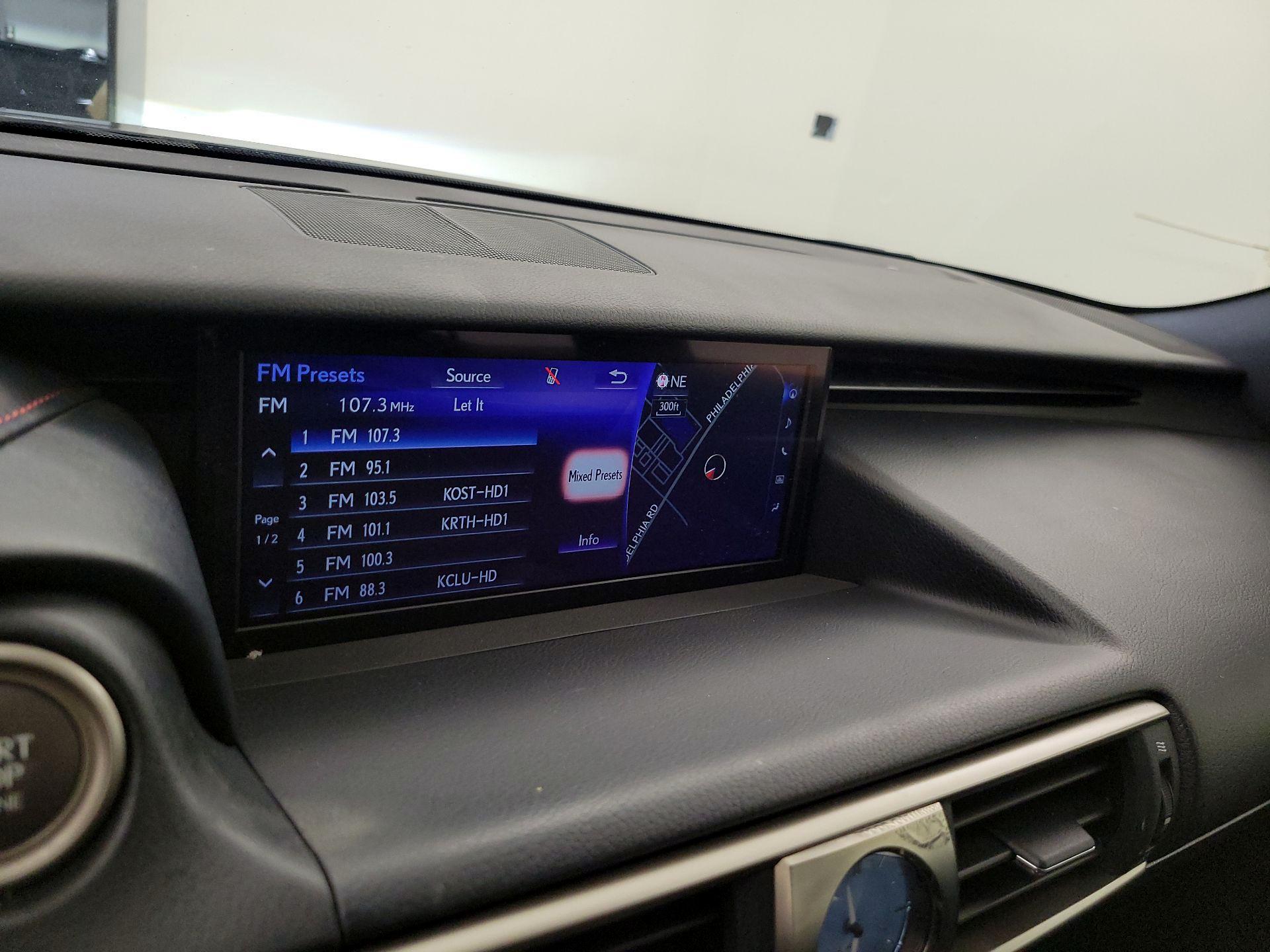 Thumbnail: 2019 Lexus IS - 16