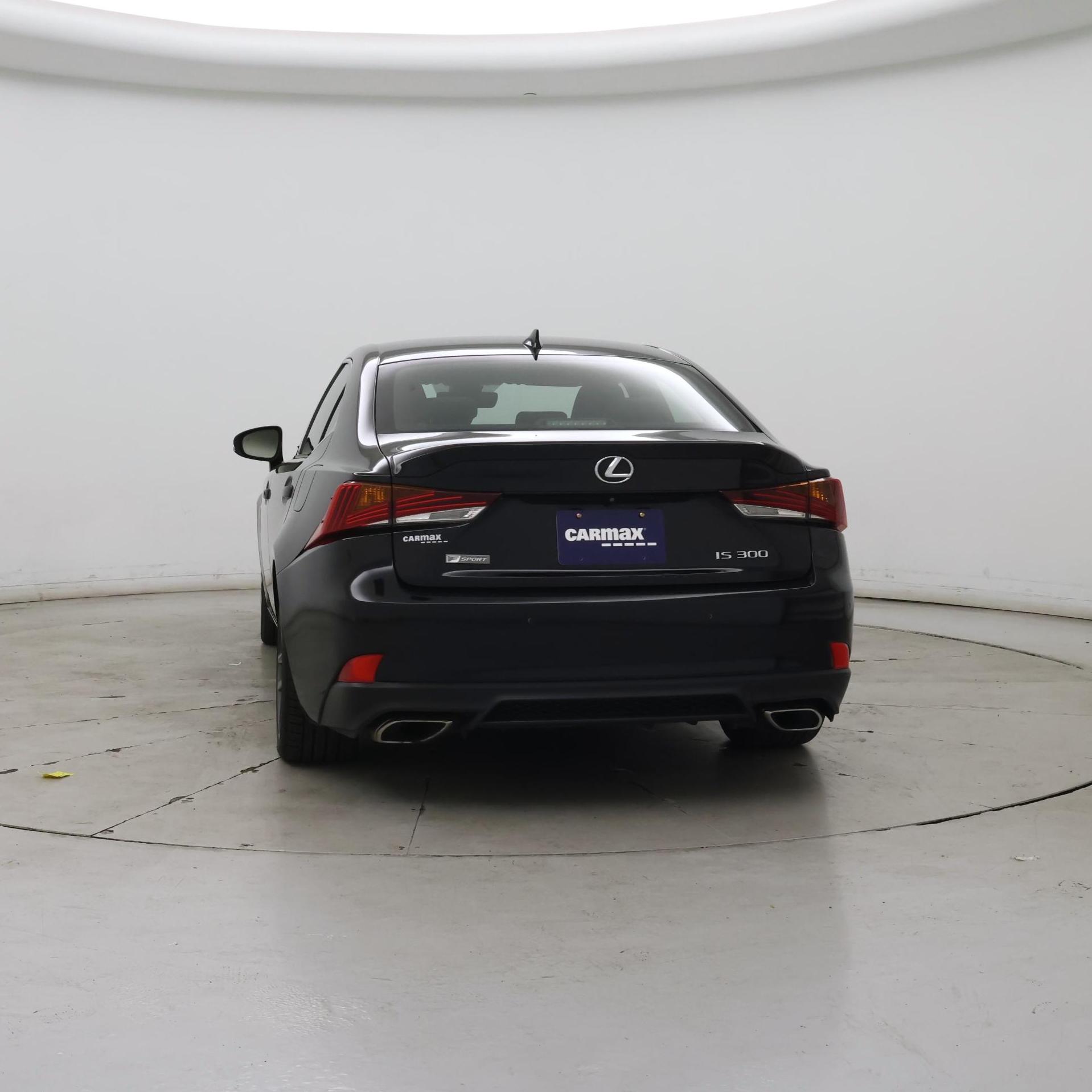 Thumbnail: 2019 Lexus IS - 6