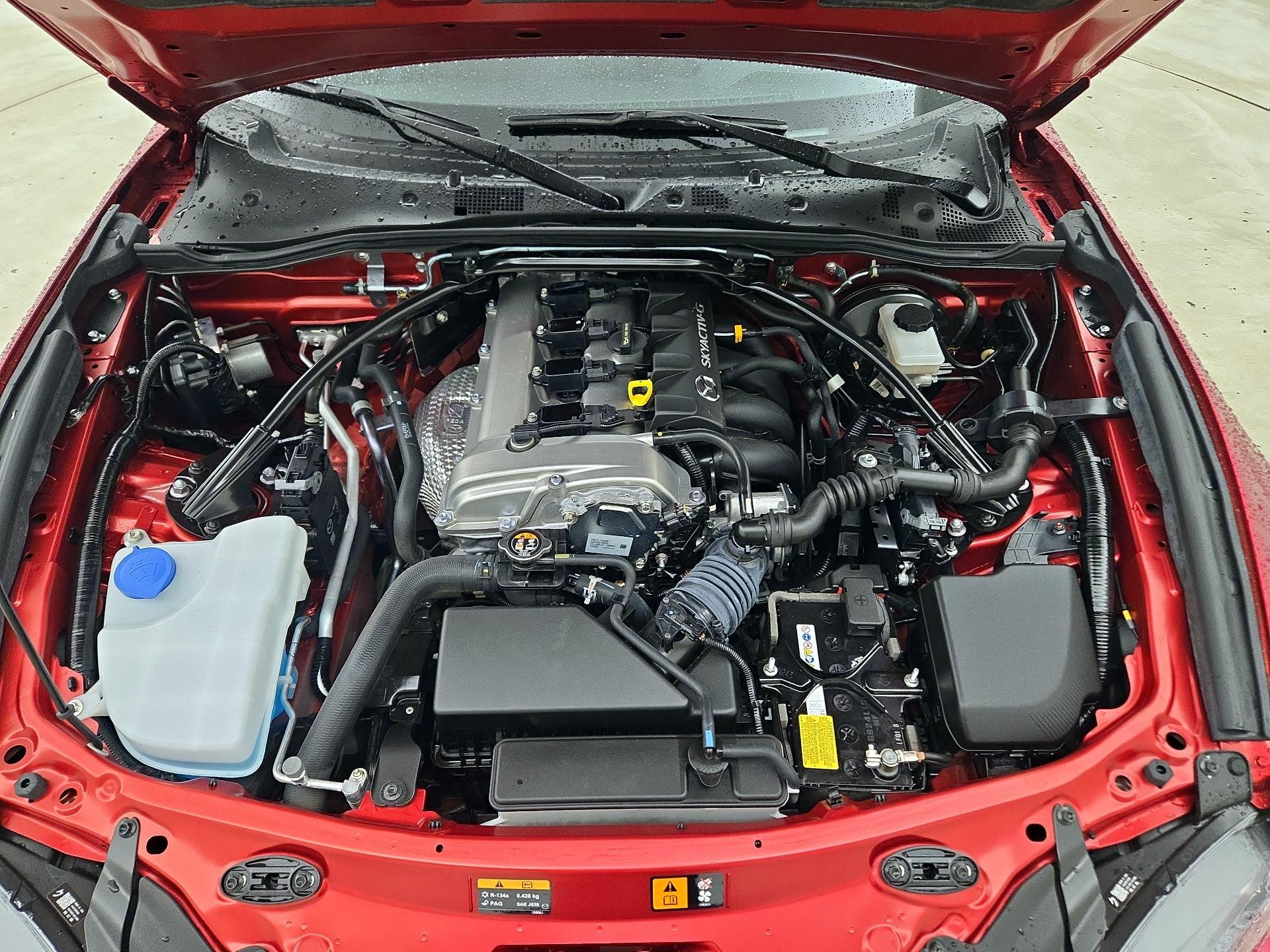 Thumbnail: 2021 Mazda MX-5 Miata - 18