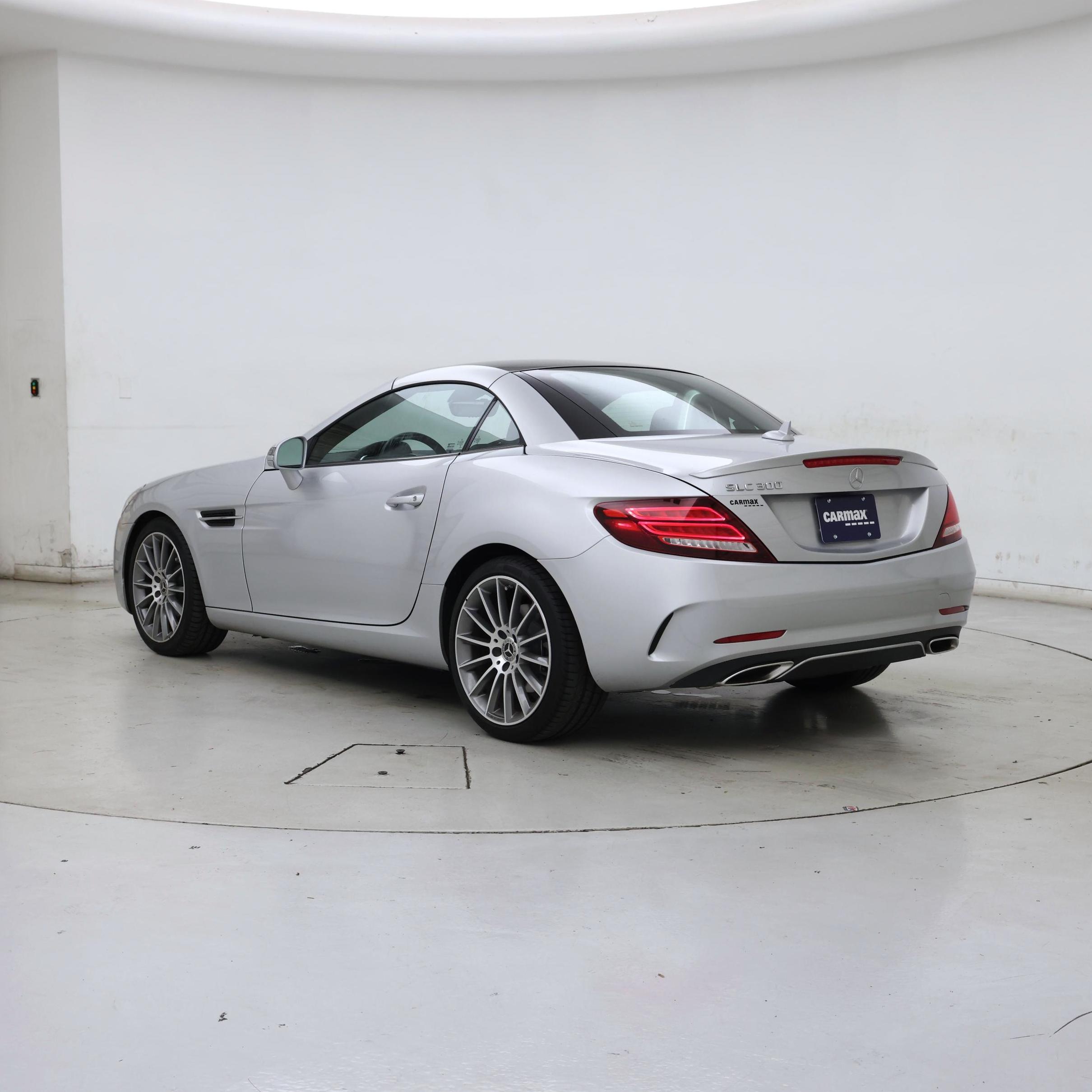 Thumbnail: 2018 Mercedes-Benz SLC - 2