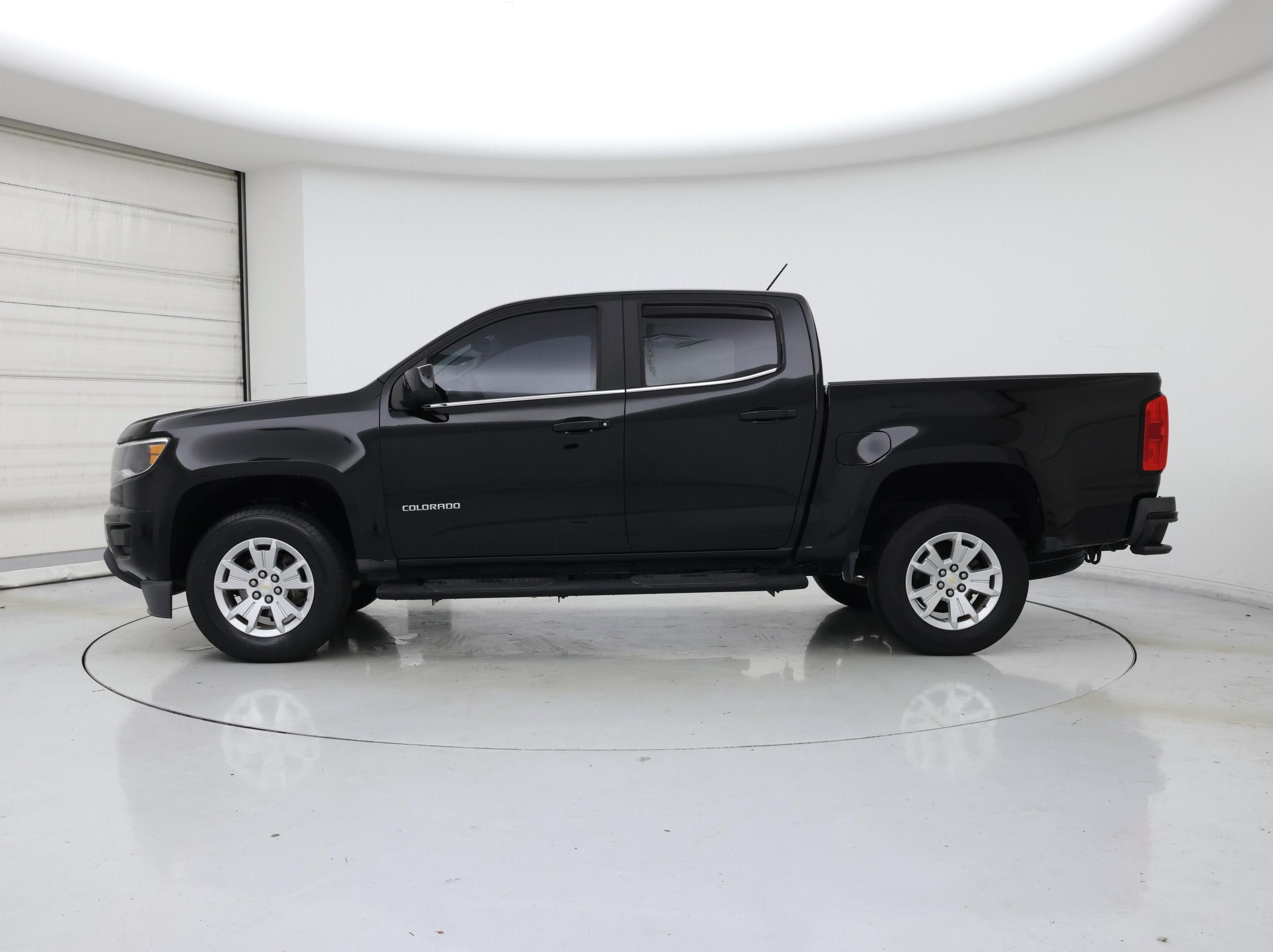 Thumbnail: 2019 Chevrolet Colorado - 3