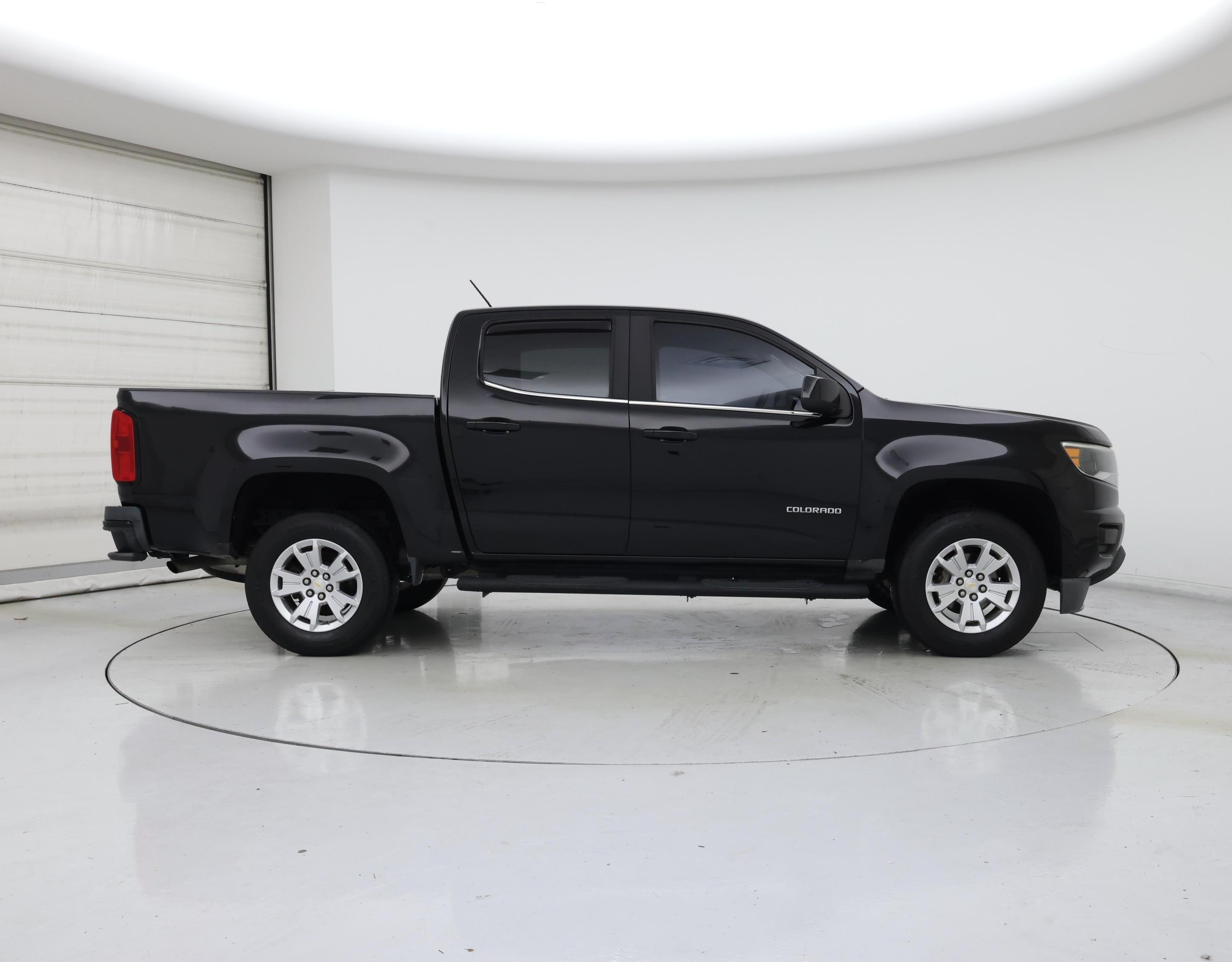 Thumbnail: 2019 Chevrolet Colorado - 7