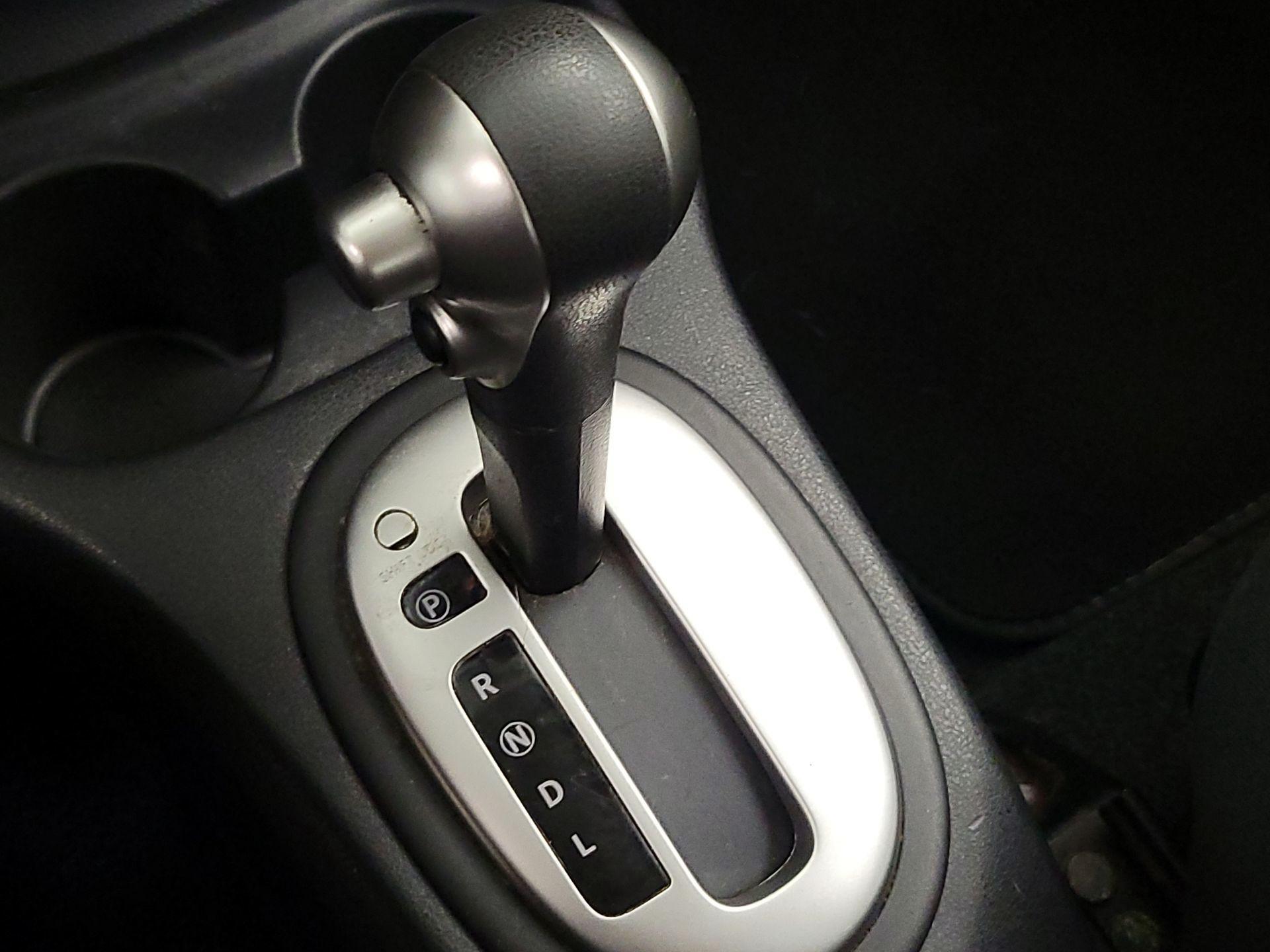 Thumbnail: 2014 Nissan Versa Note - 16
