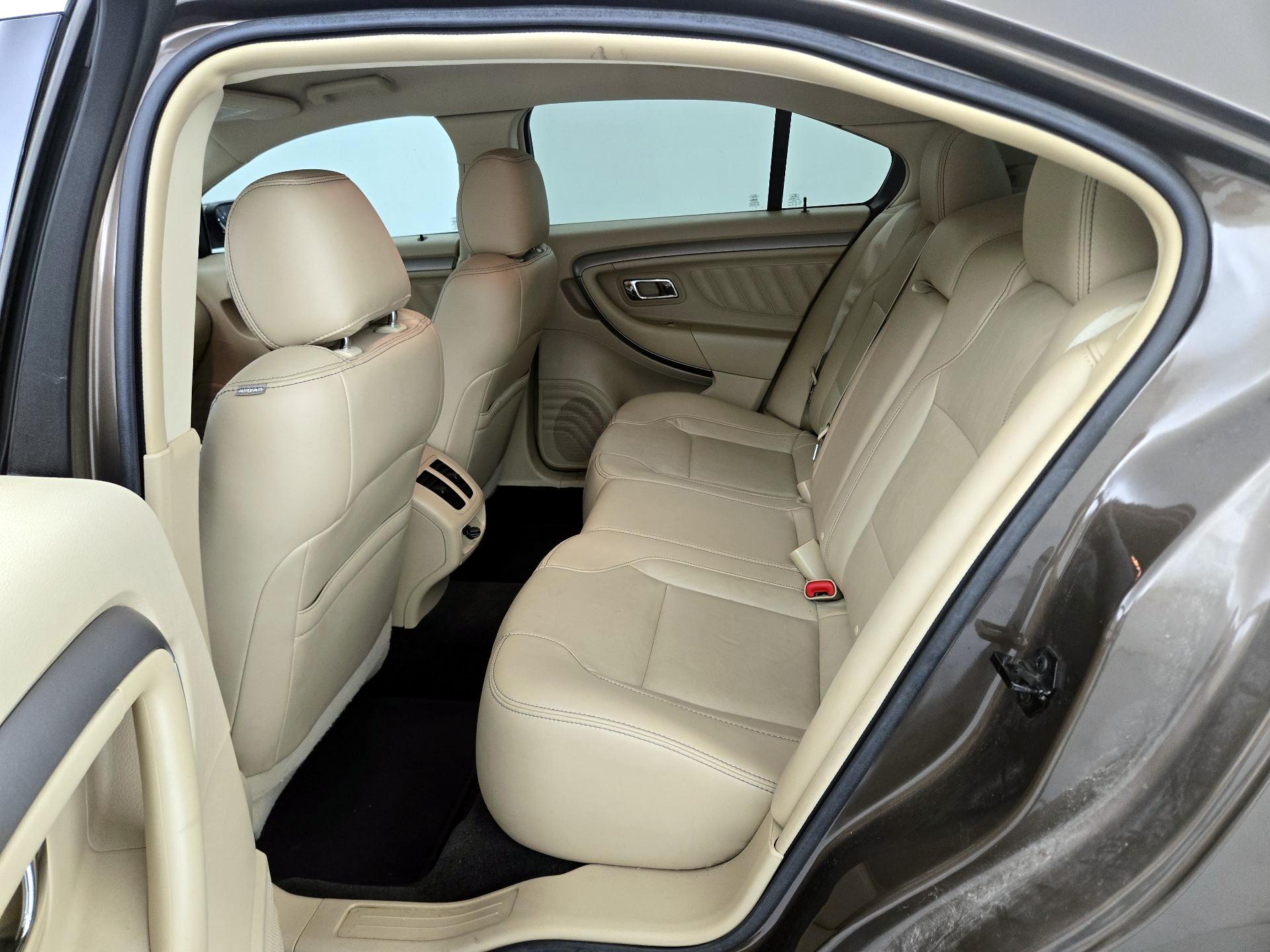Thumbnail: 2015 Ford Taurus - 19