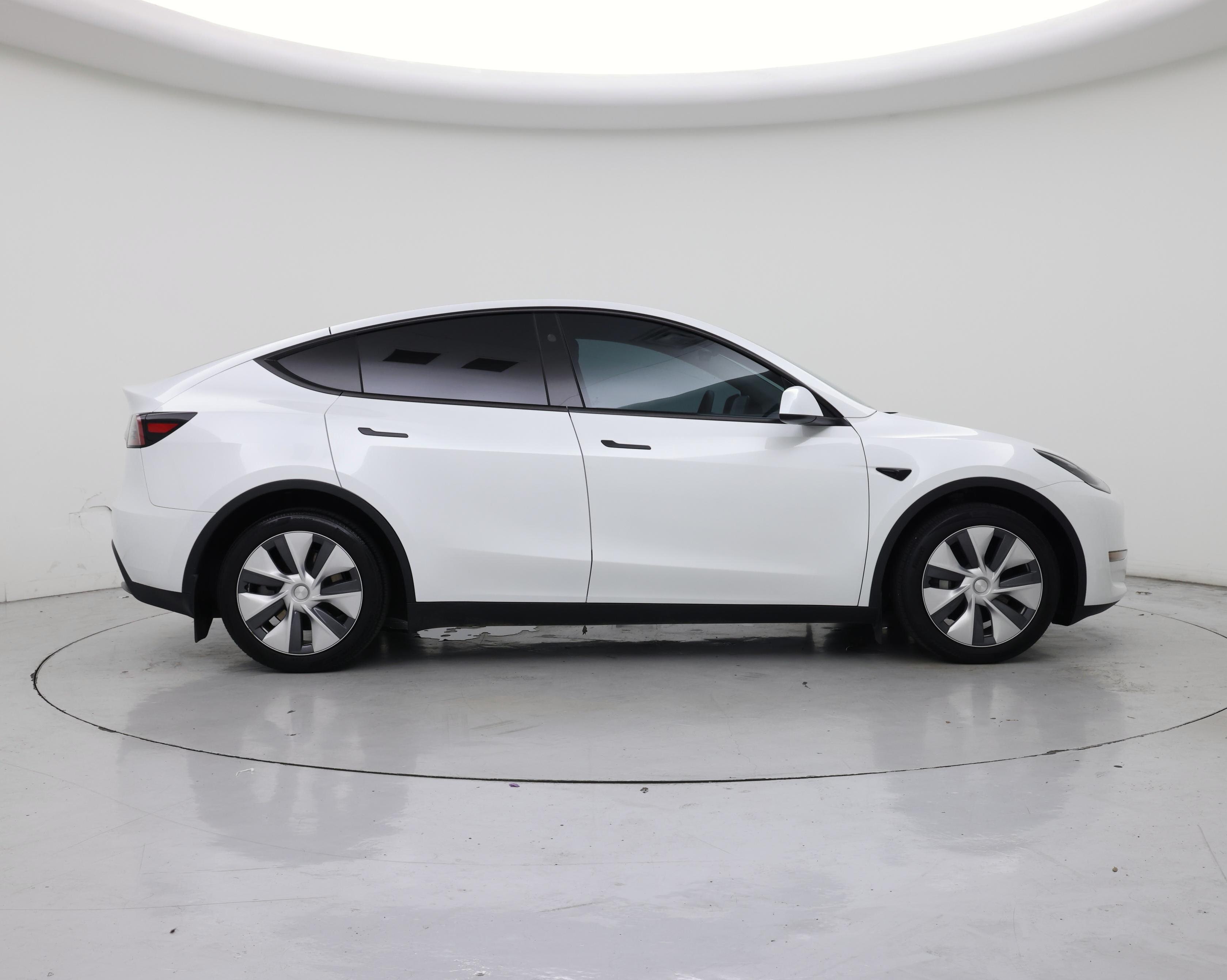 Thumbnail: 2023 Tesla Model Y - 7