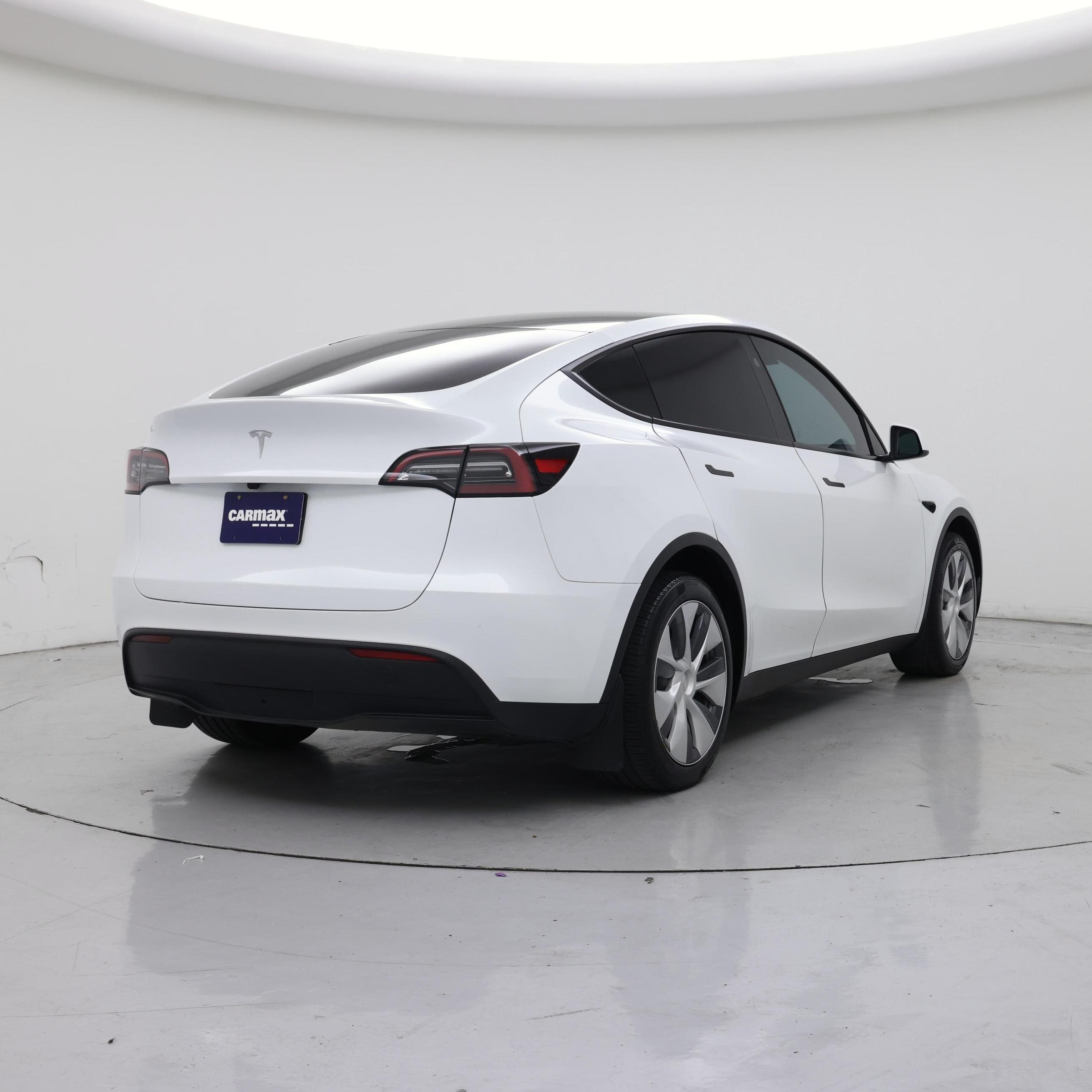 Thumbnail: 2023 Tesla Model Y - 8