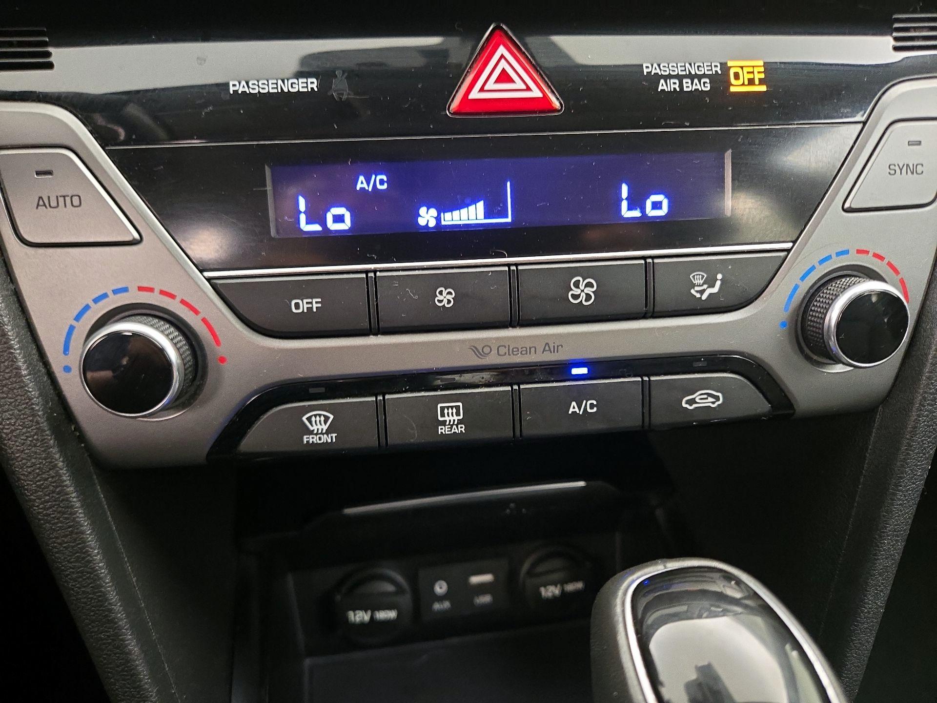 Thumbnail: 2017 Hyundai Elantra - 17