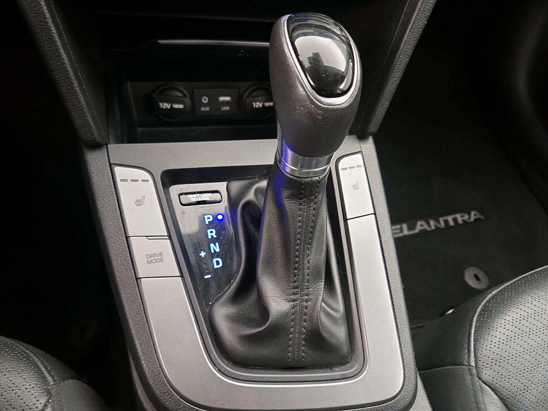 Thumbnail: 2017 Hyundai Elantra - 18