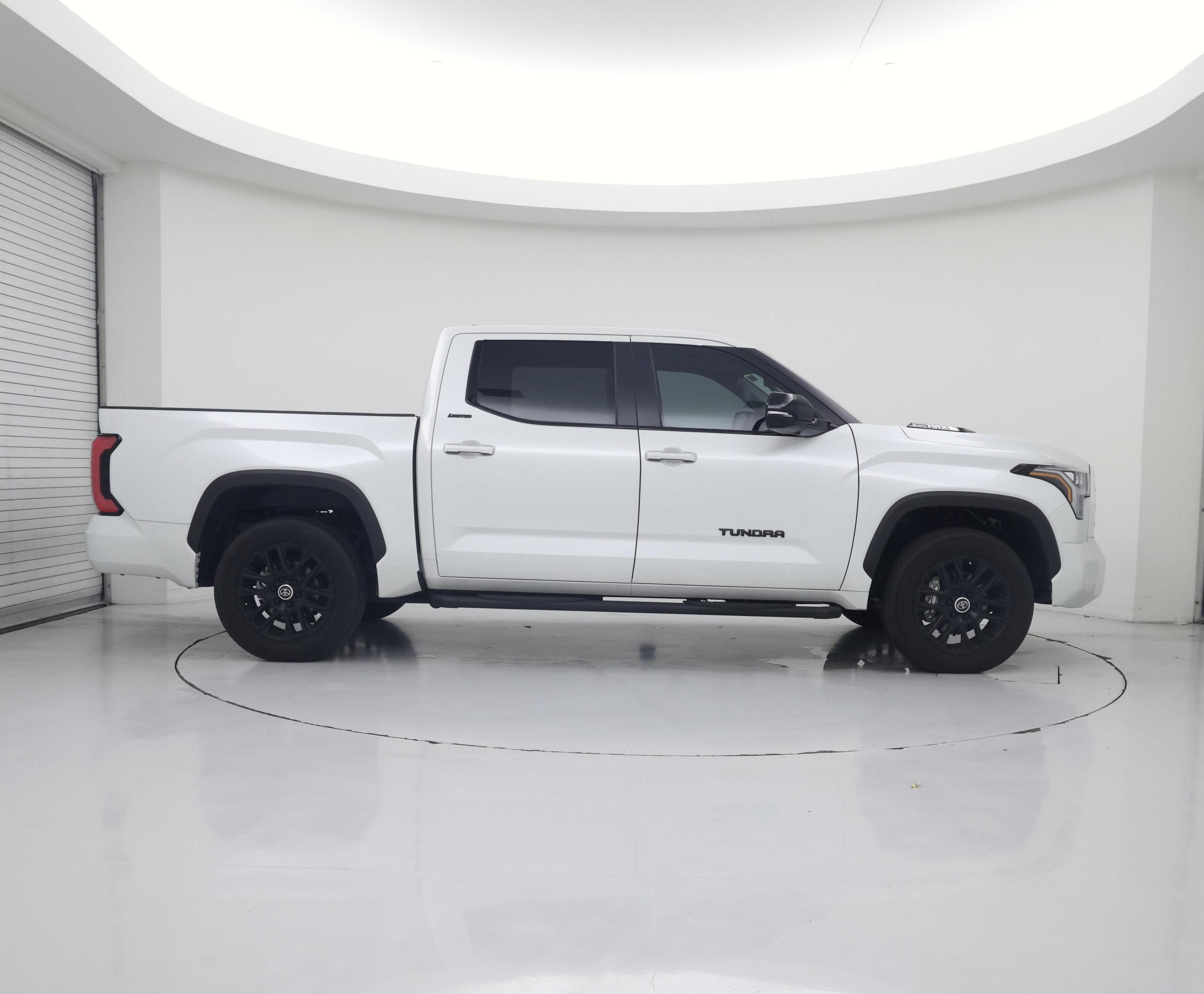 Thumbnail: 2024 Toyota Tundra - 7