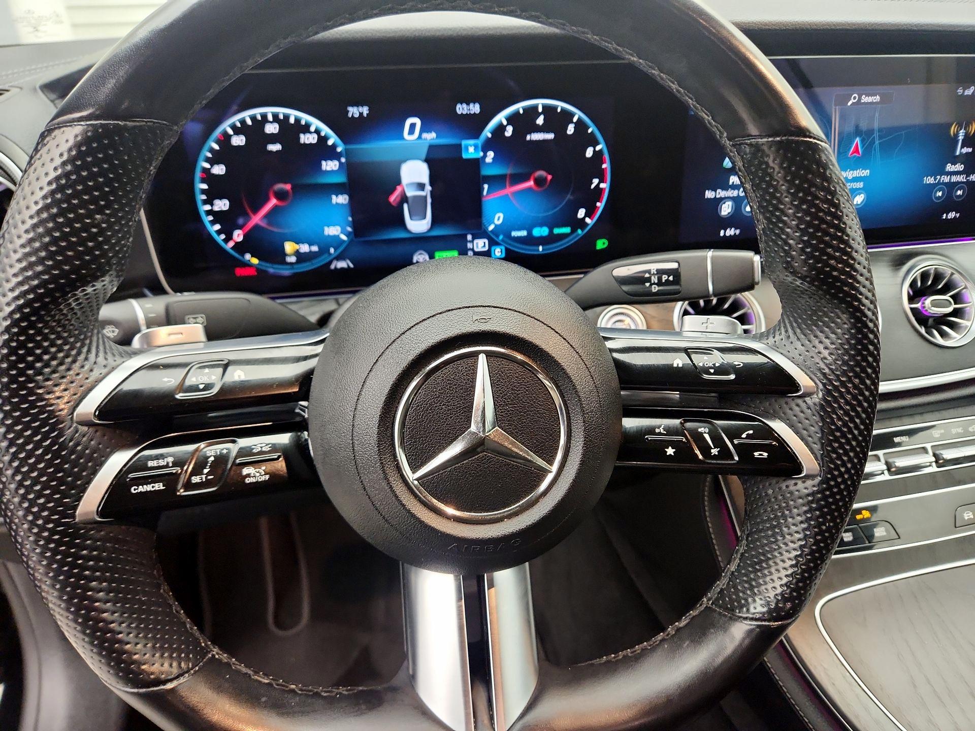 Thumbnail: 2022 Mercedes-Benz E-Class - 10