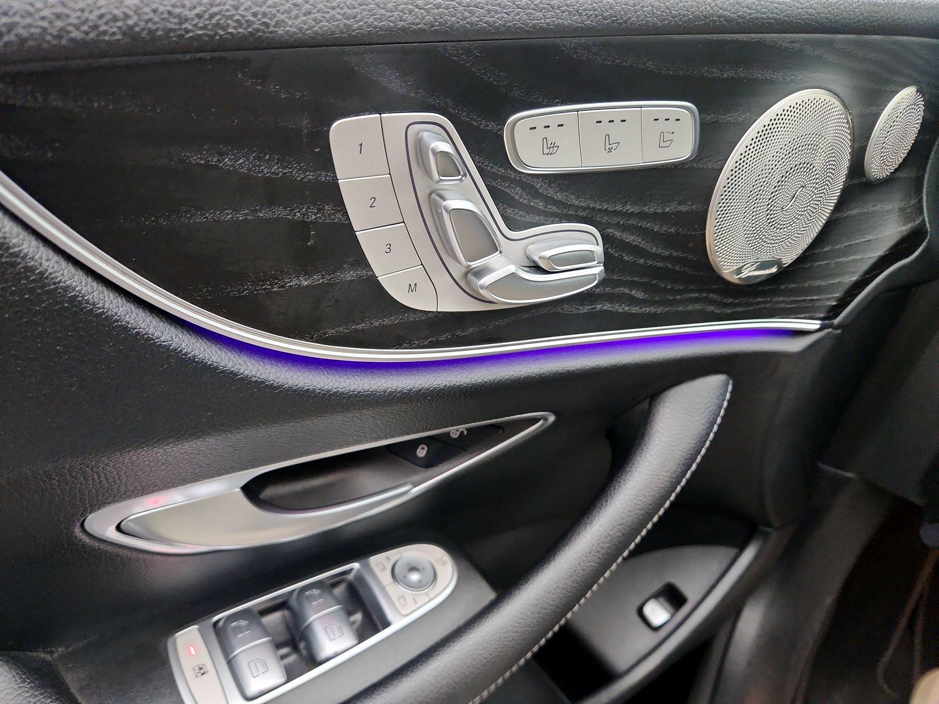 Thumbnail: 2022 Mercedes-Benz E-Class - 12