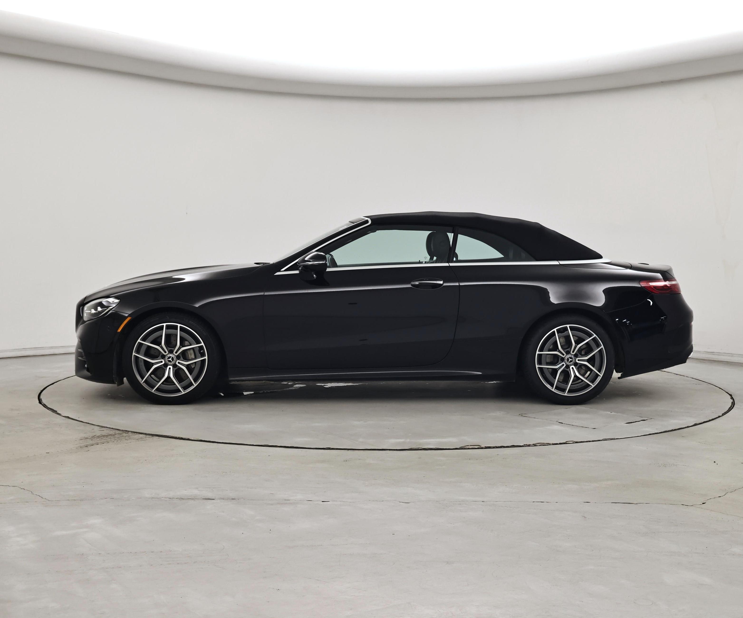 Thumbnail: 2022 Mercedes-Benz E-Class - 3