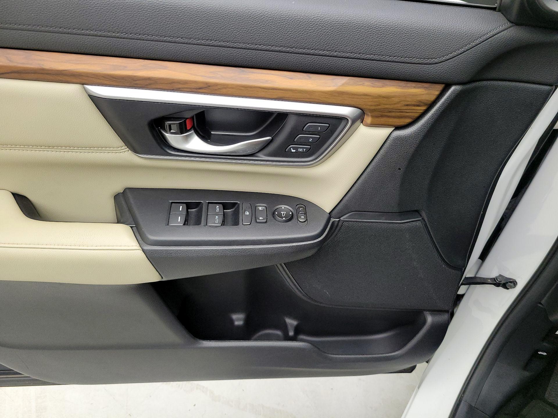 Thumbnail: 2019 Honda CR-V - 12