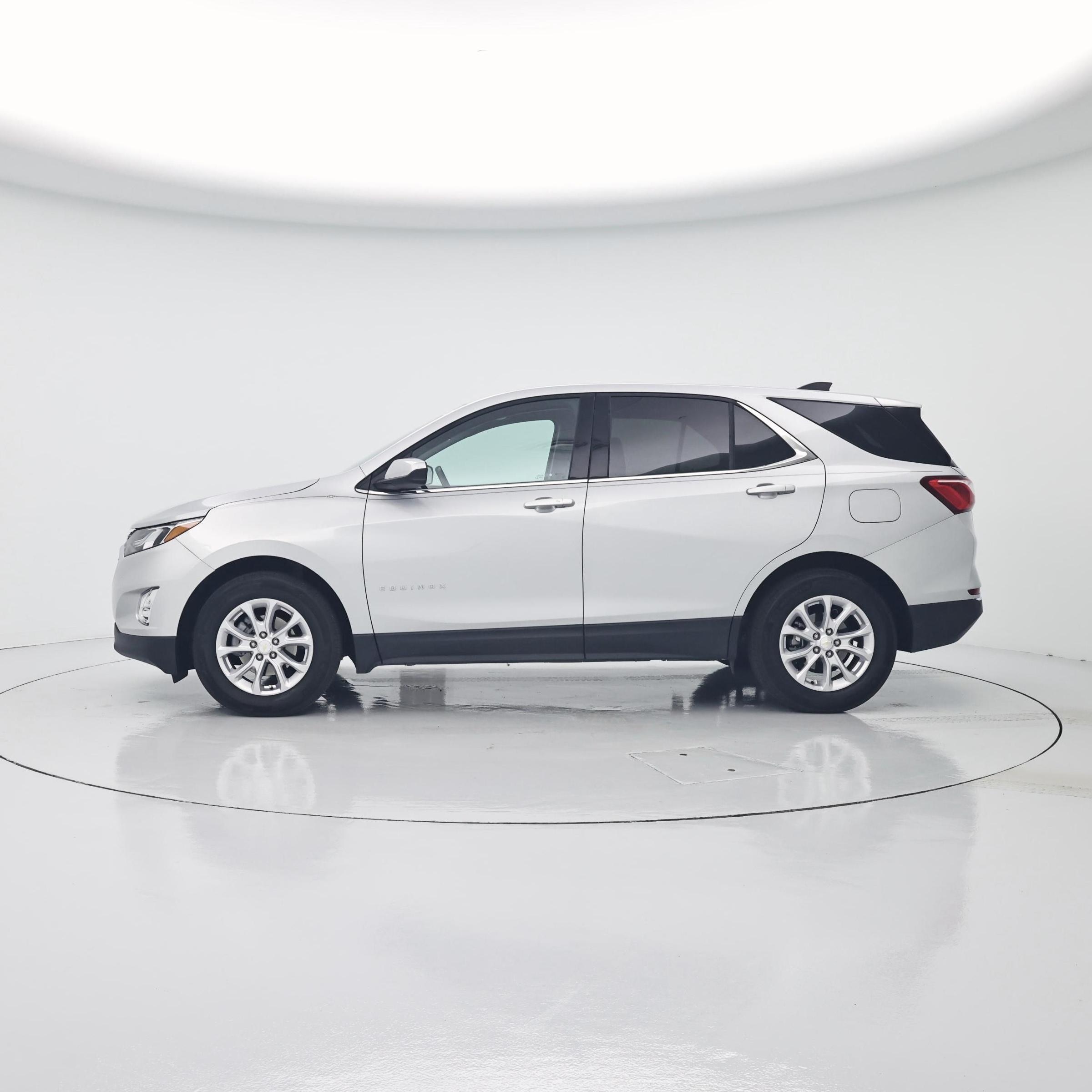 Thumbnail: 2020 Chevrolet Equinox - 3