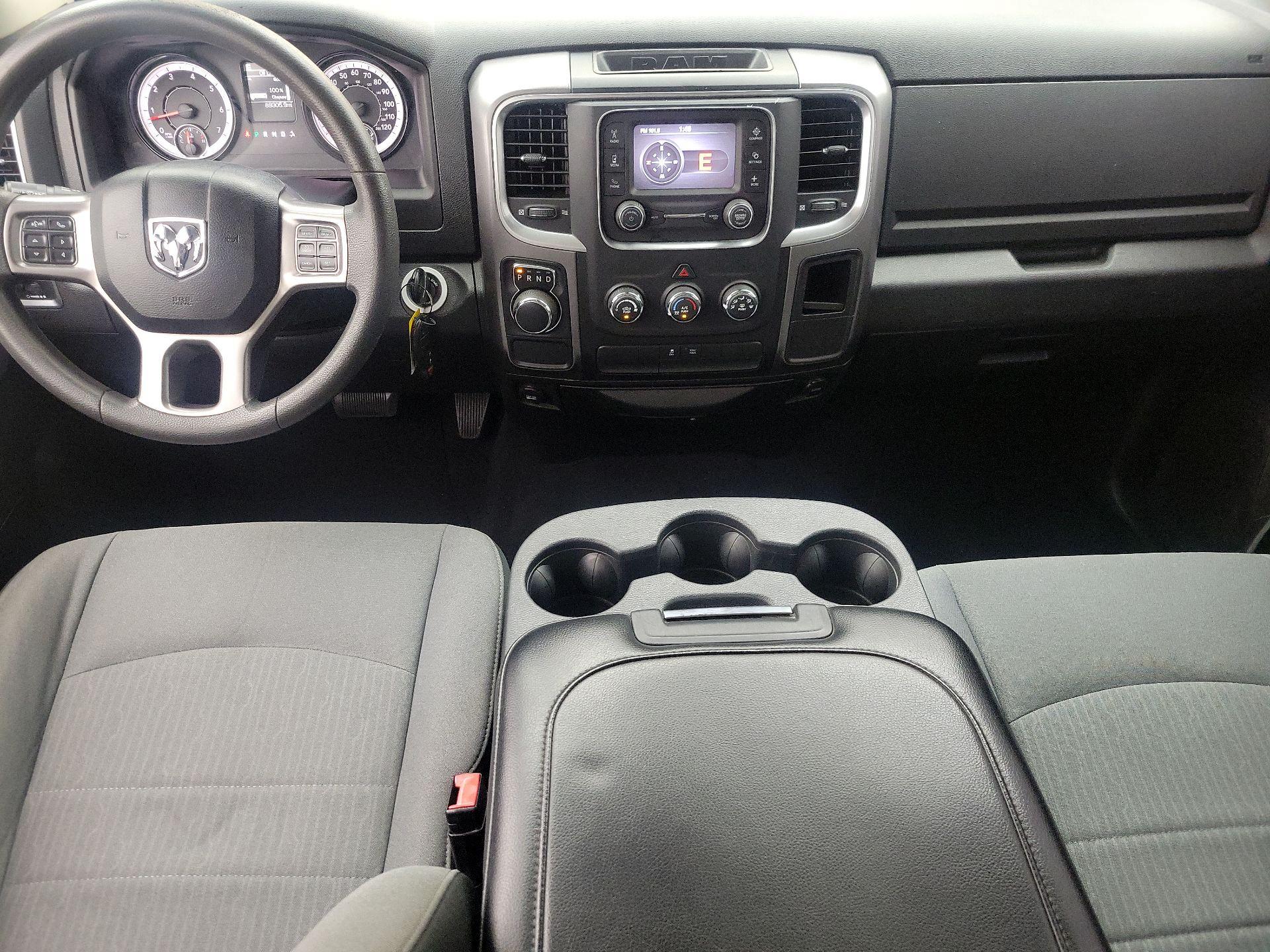 Thumbnail: 2021 RAM 1500 Classic - 9