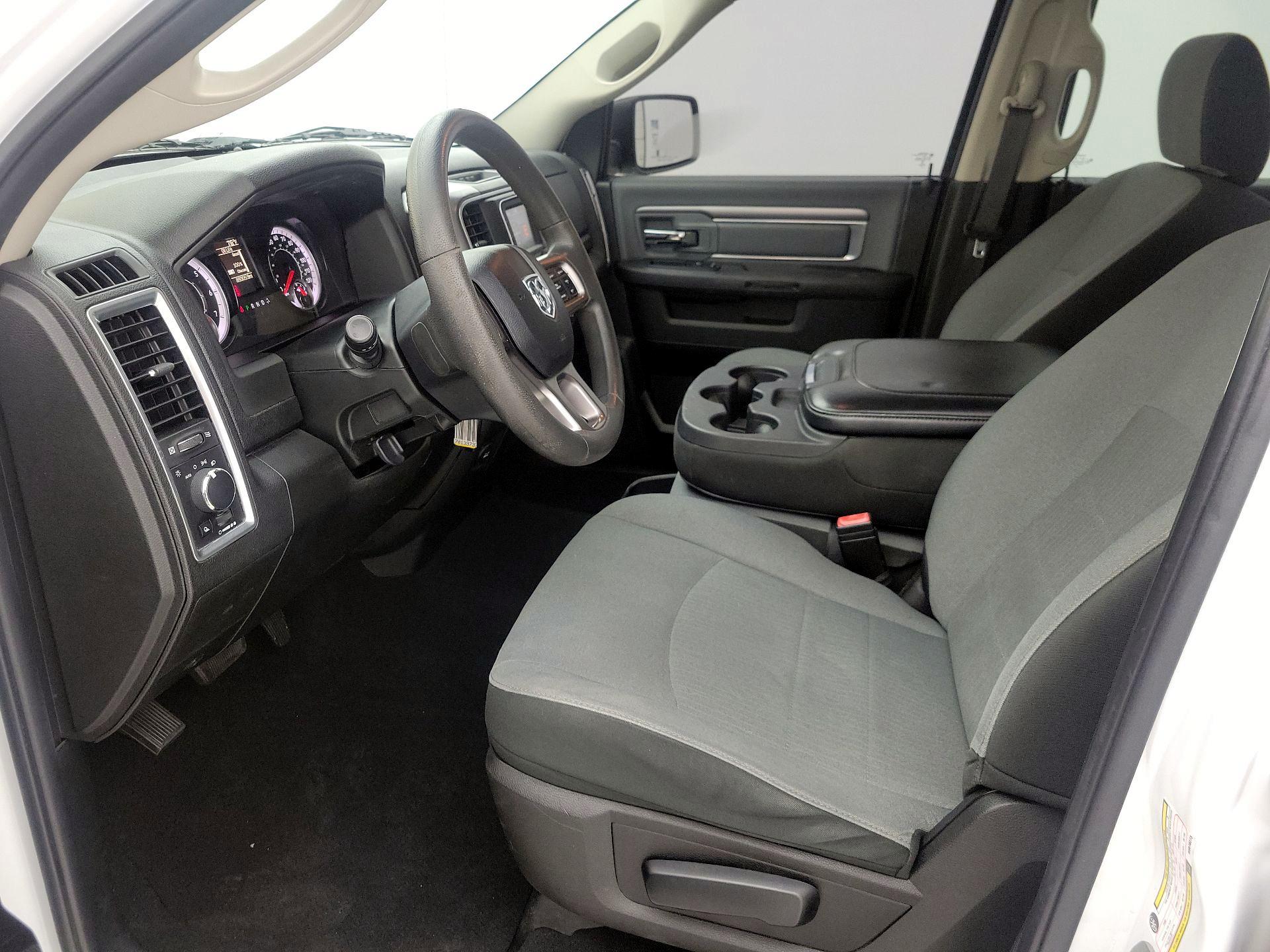 Thumbnail: 2021 RAM 1500 Classic - 11