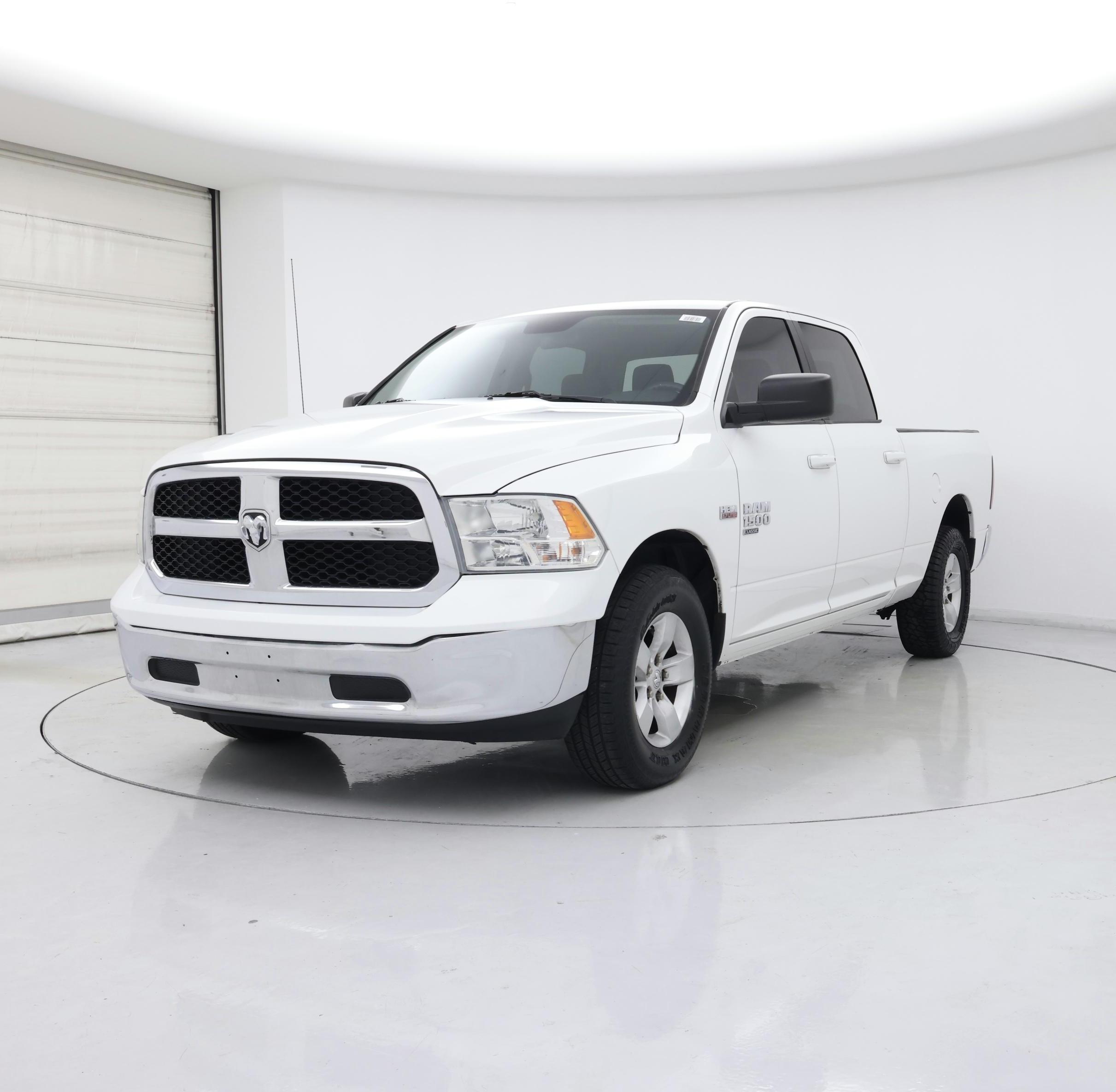 Thumbnail: 2021 RAM 1500 Classic - 4