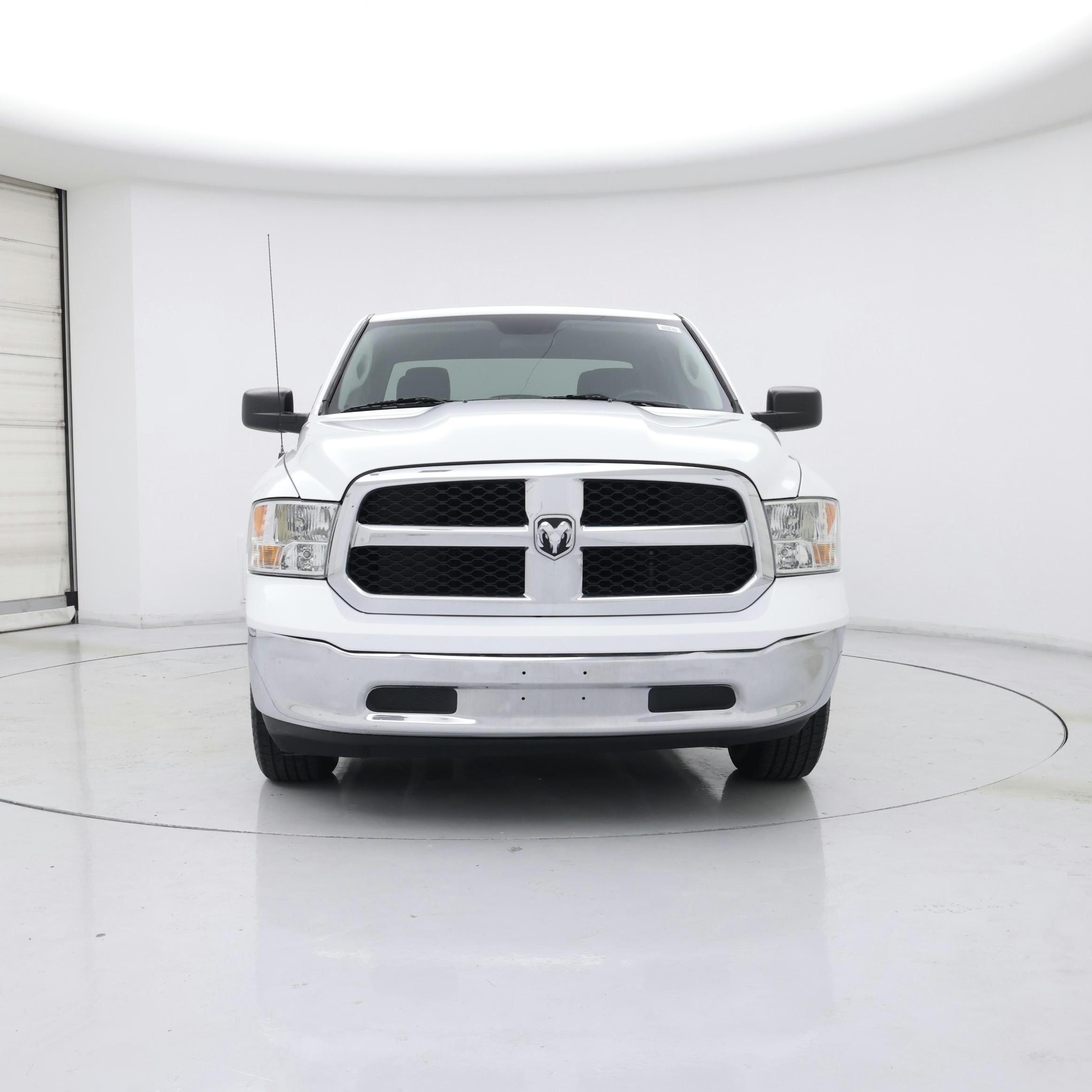 Thumbnail: 2021 RAM 1500 Classic - 5