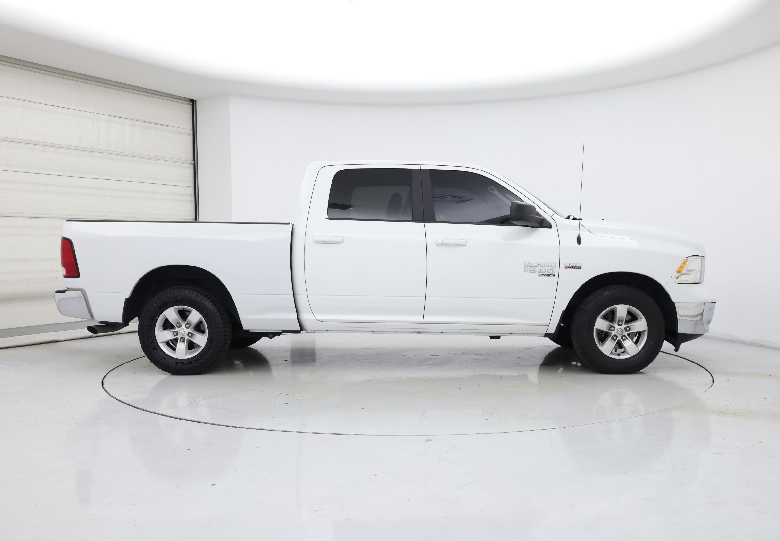 Thumbnail: 2021 RAM 1500 Classic - 7