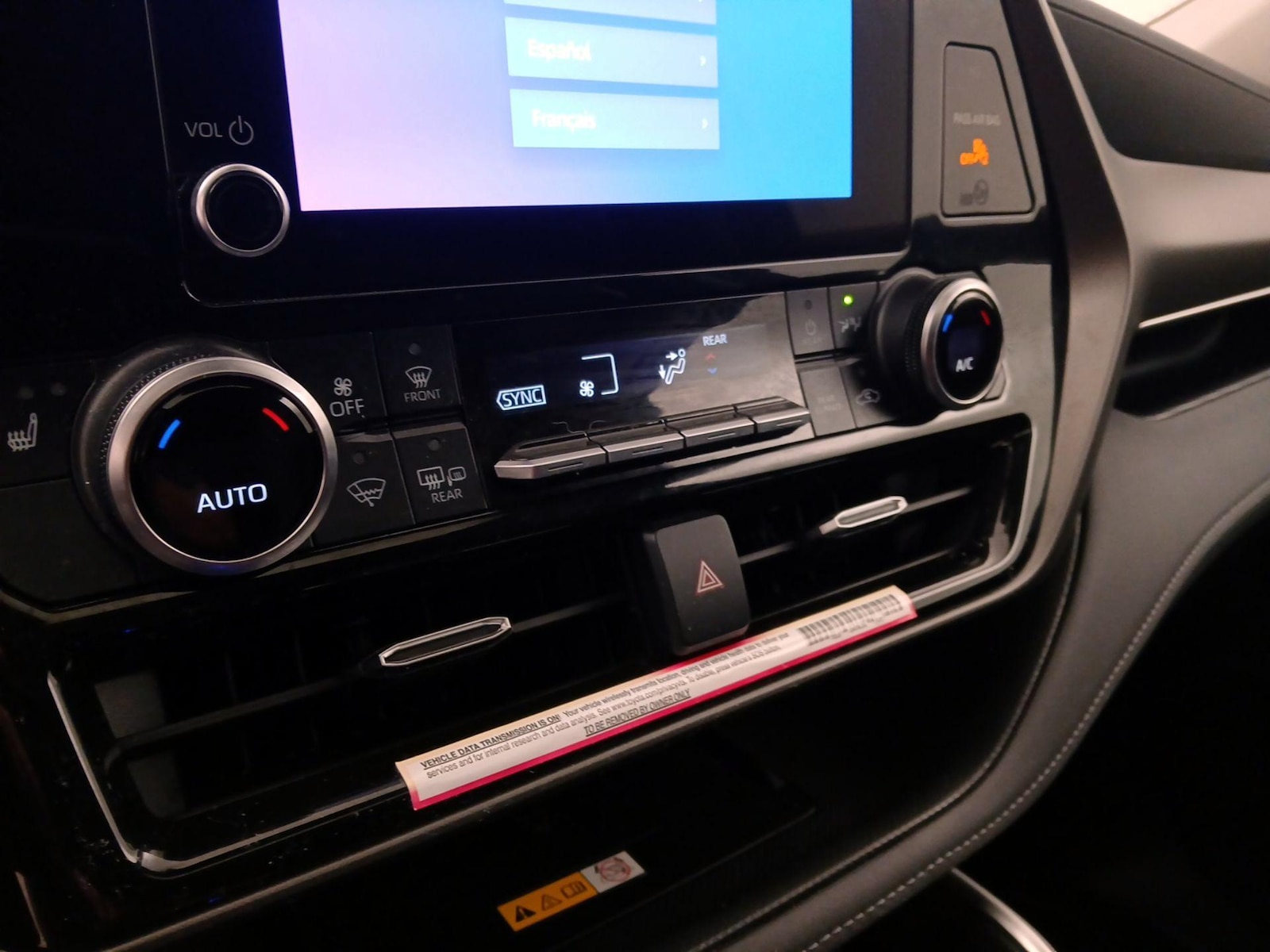 2024 Toyota Highlander XLE - Photo 17