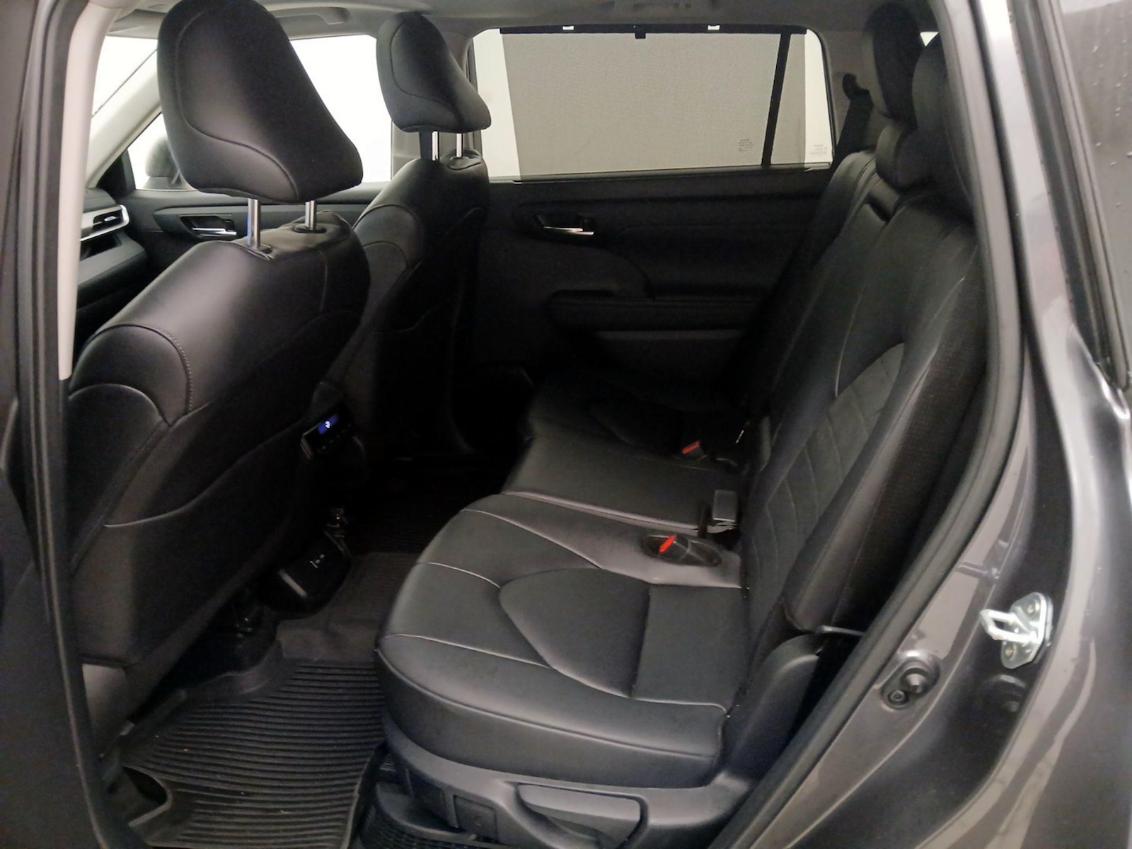 2024 Toyota Highlander XLE - Photo 21